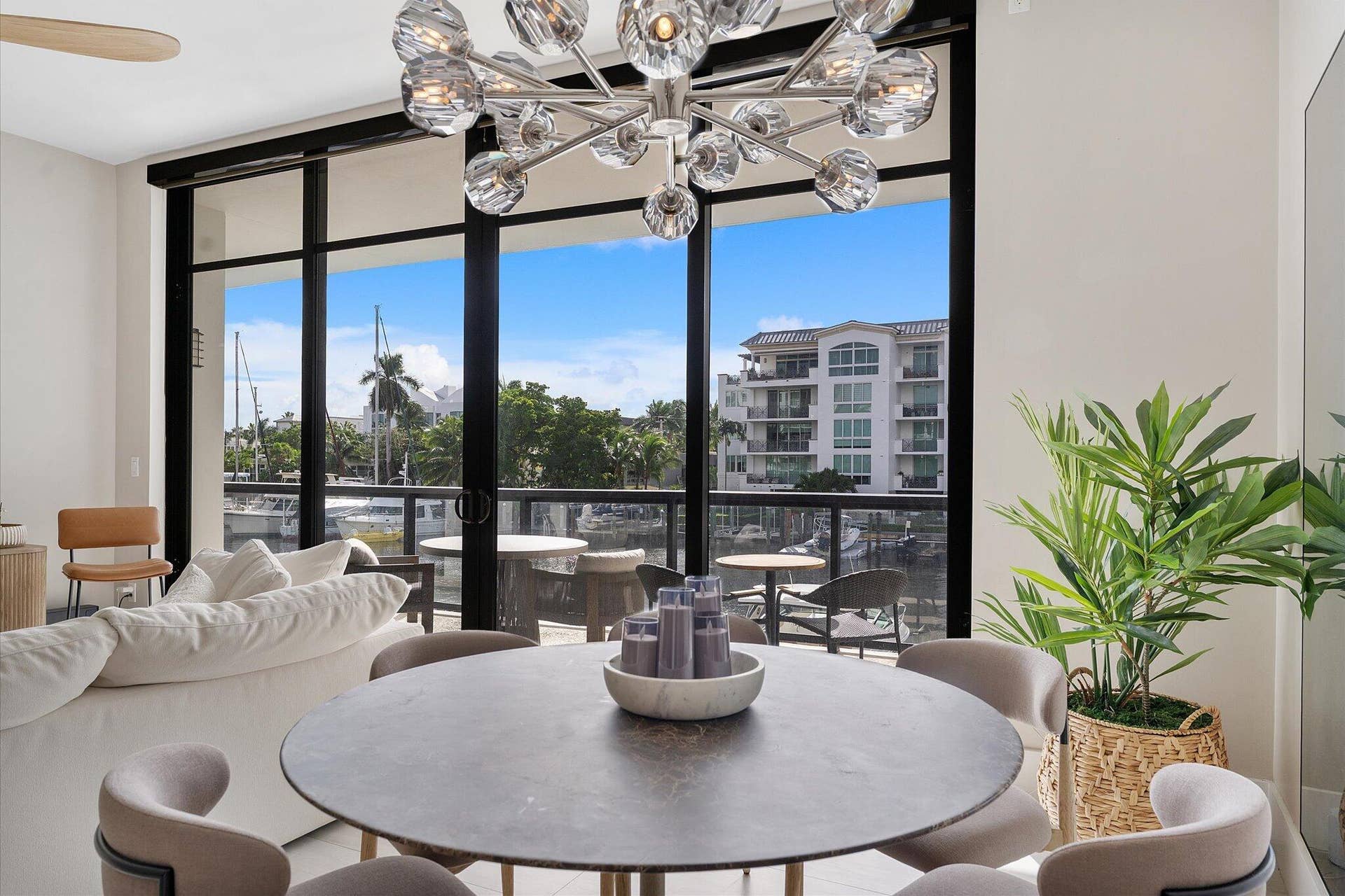 161 ISLE OF VENICE Drive, #203, Fort Lauderdale, FL 33301 05-161 Isle of Venice_005
