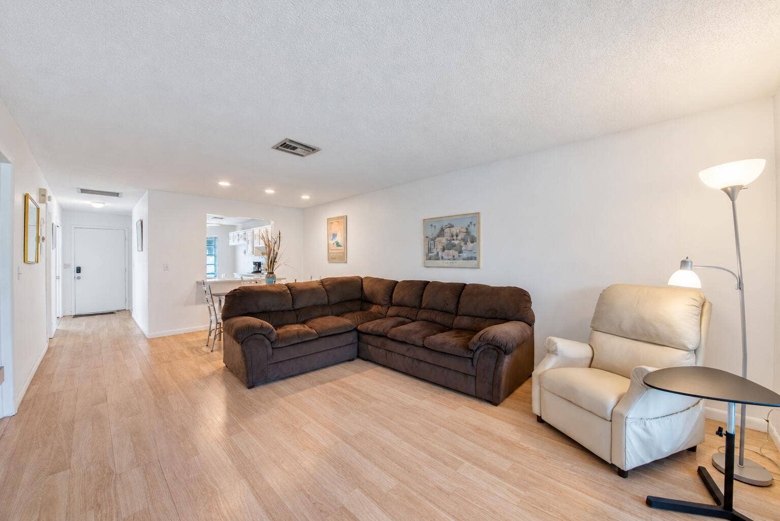 13670 VIA FLORA, #B, Delray Beach, FL 33484 Living Room