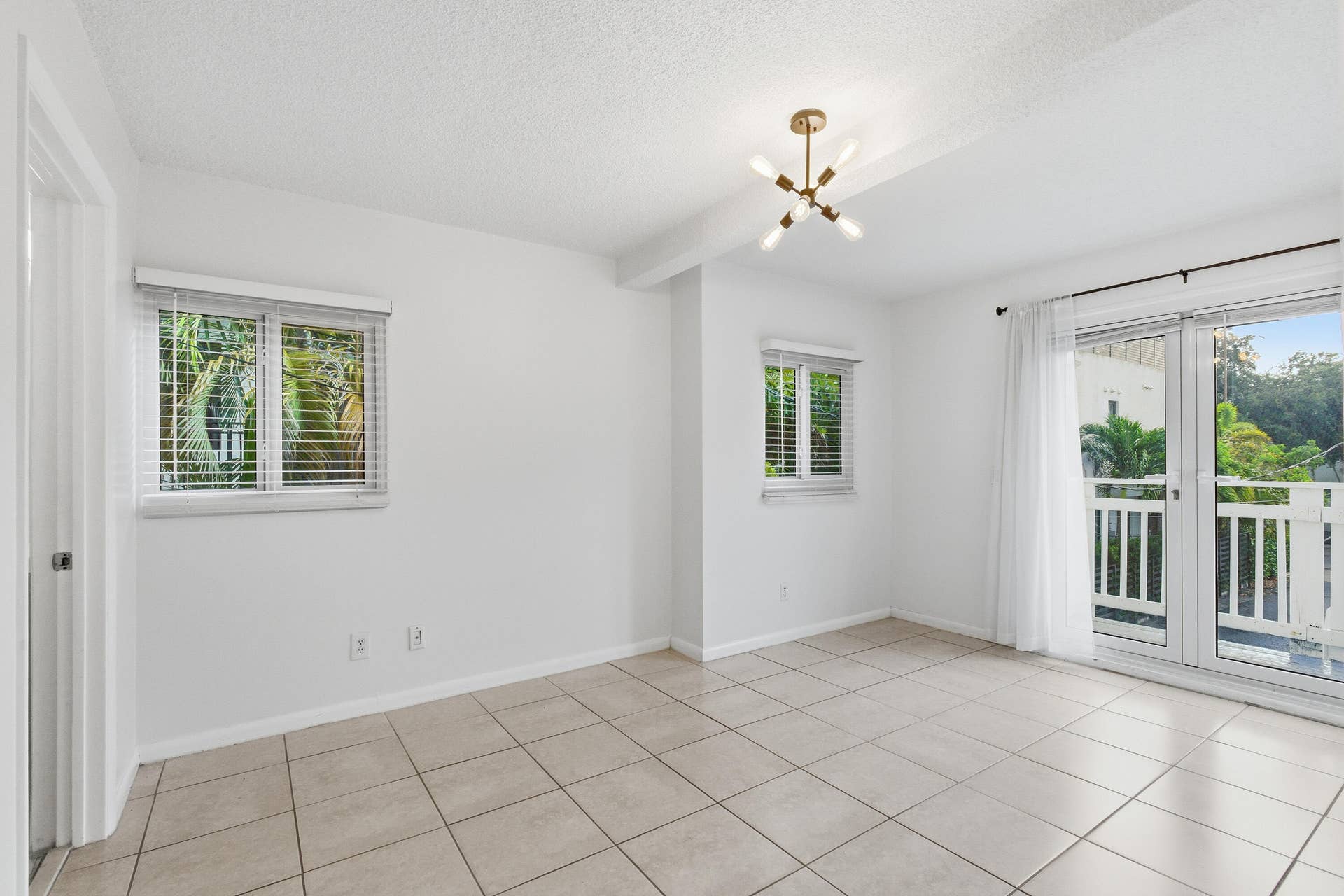 110 NE 16th Terrace, #1-3, Fort Lauderdale, FL 33301 2nd story bedroom