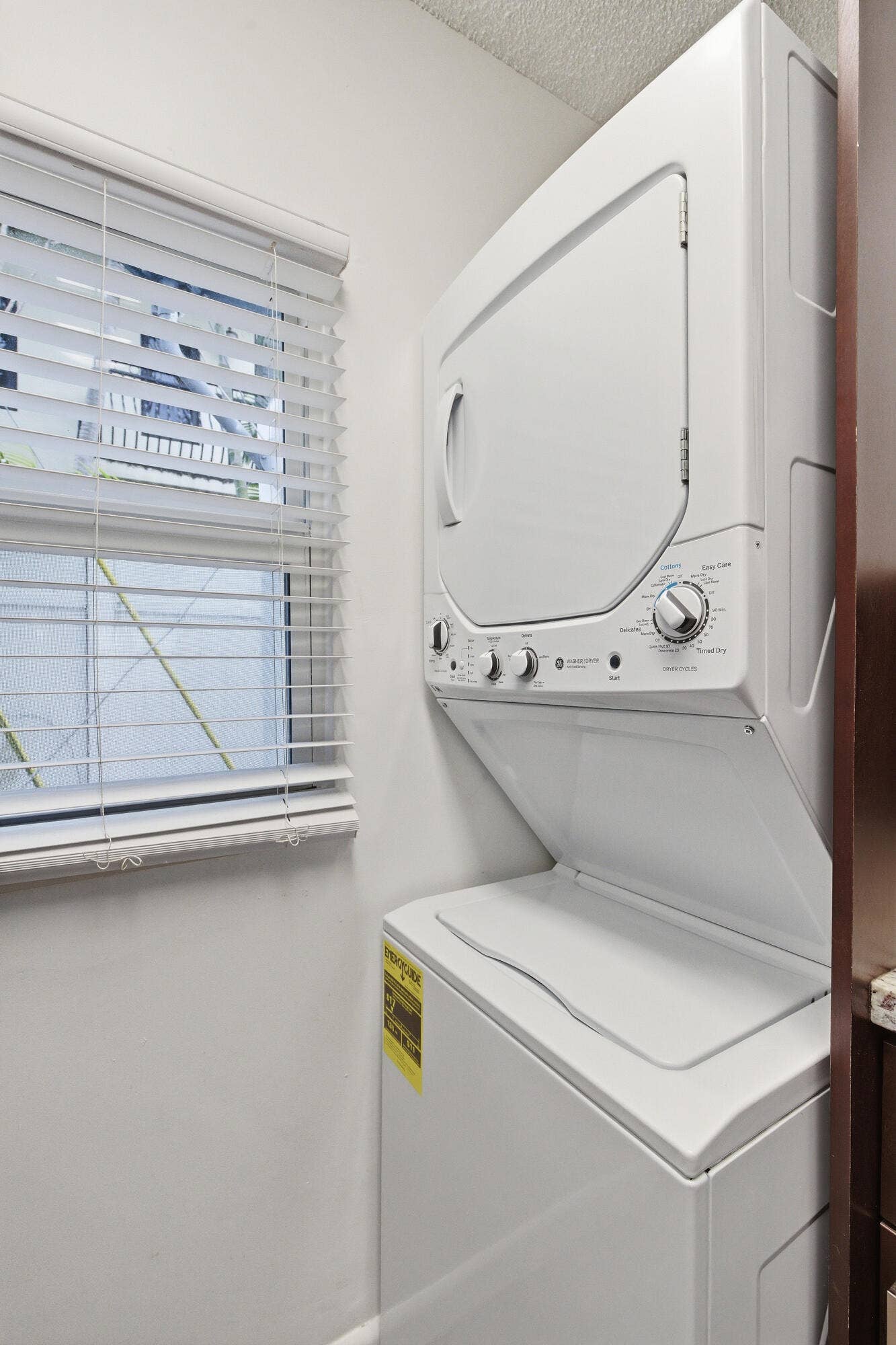 110 NE 16th Terrace, #1-3, Fort Lauderdale, FL 33301 Stackable laundry in kitchen.