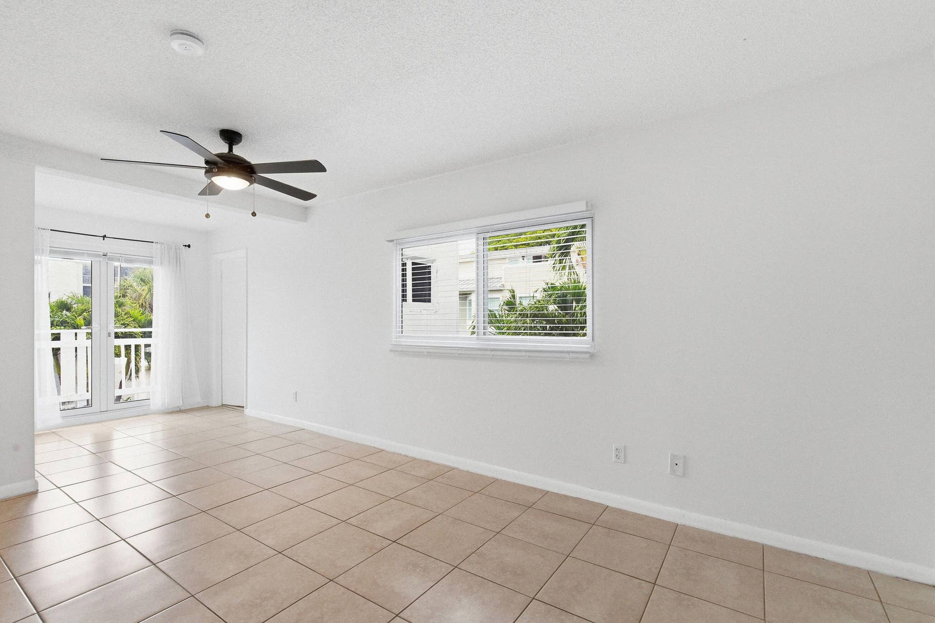 110 NE 16th Terrace, #1-3, Fort Lauderdale, FL 33301 2nd story bedroom