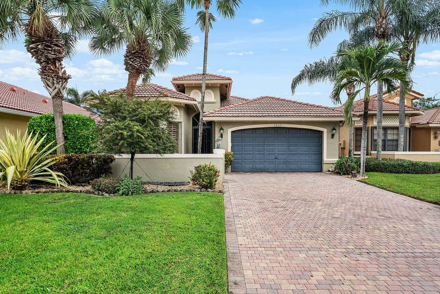 Property photo for 6862 BOSCANNI Drive, Boynton Beach, FL