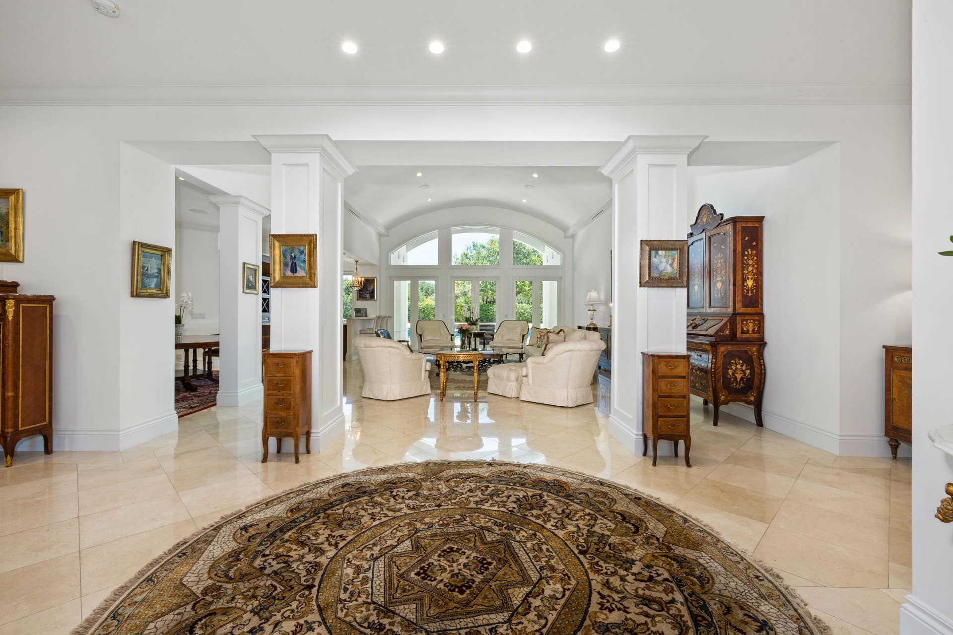 17965 SE VILLAGE Circle, Tequesta, FL 33469 Foyer