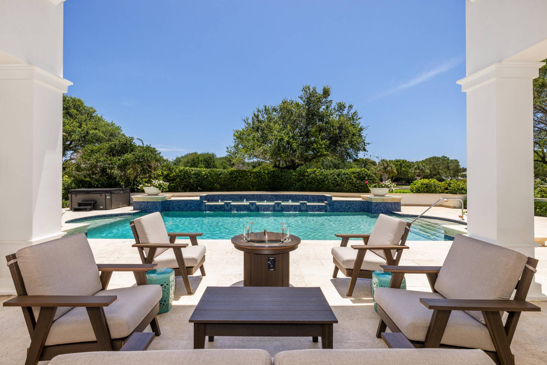 17965 SE VILLAGE Circle, Tequesta, FL 33469 Lanai