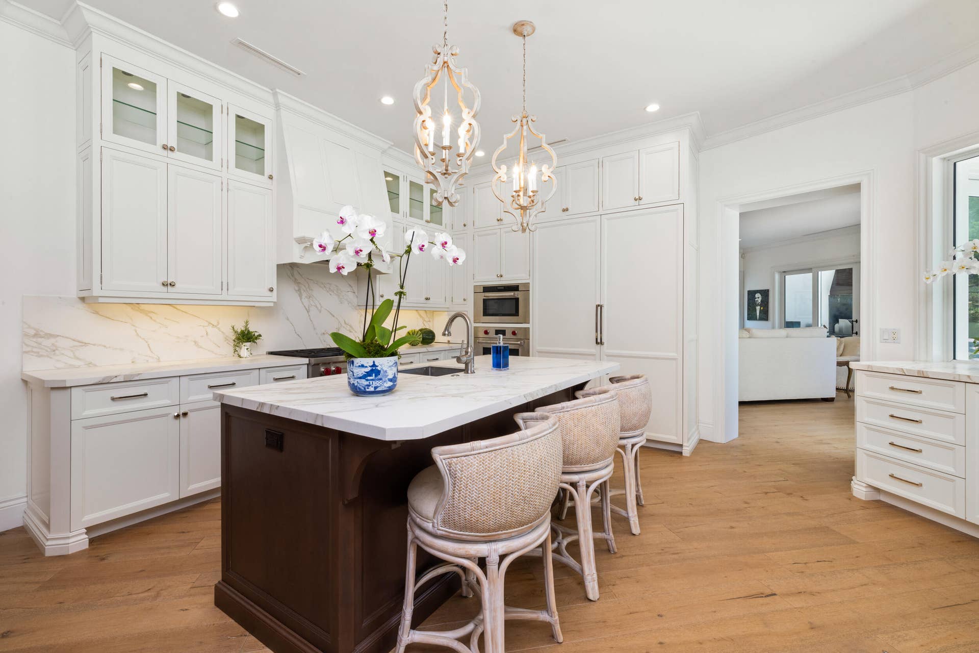 17965 SE VILLAGE Circle, Tequesta, FL 33469 Kitchen
