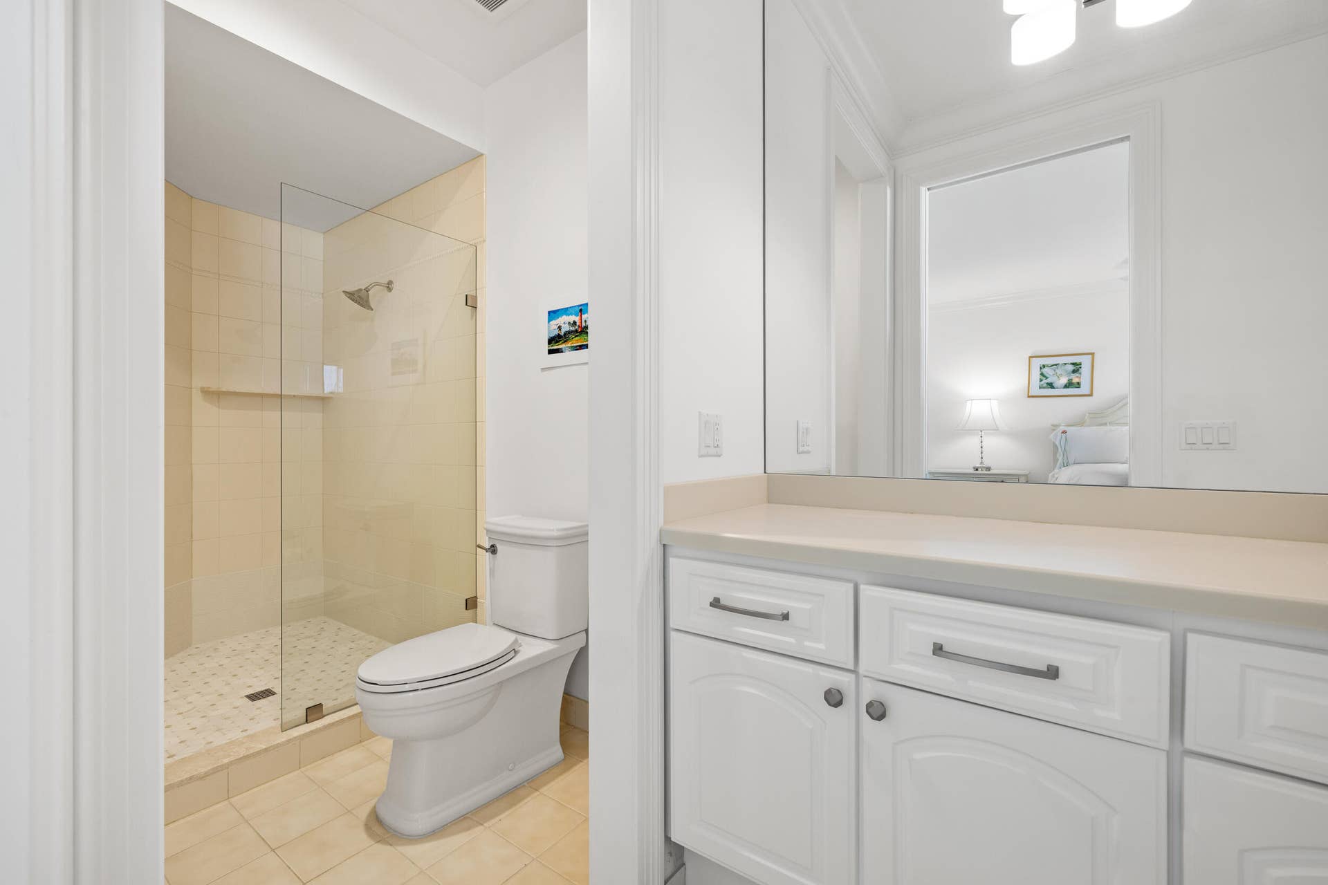17965 SE VILLAGE Circle, Tequesta, FL 33469 Bathroom 3