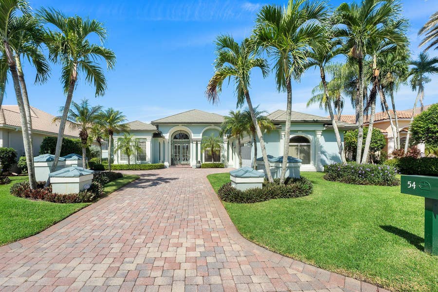Property photo for 54 CAYMAN Place, Palm Beach Gardens, FL