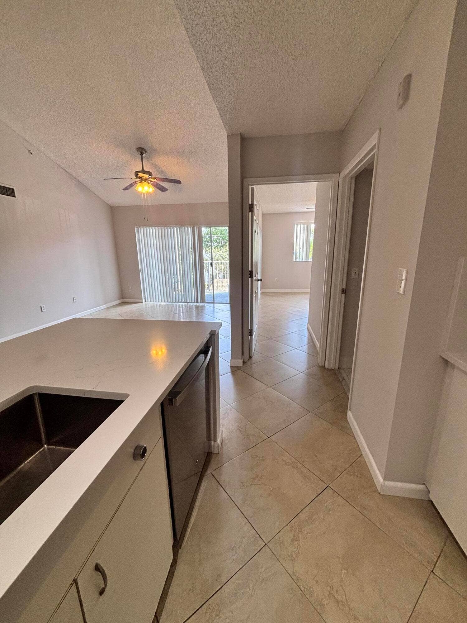 2640 S University Drive, #305, Davie, FL 33328 IMG_7218