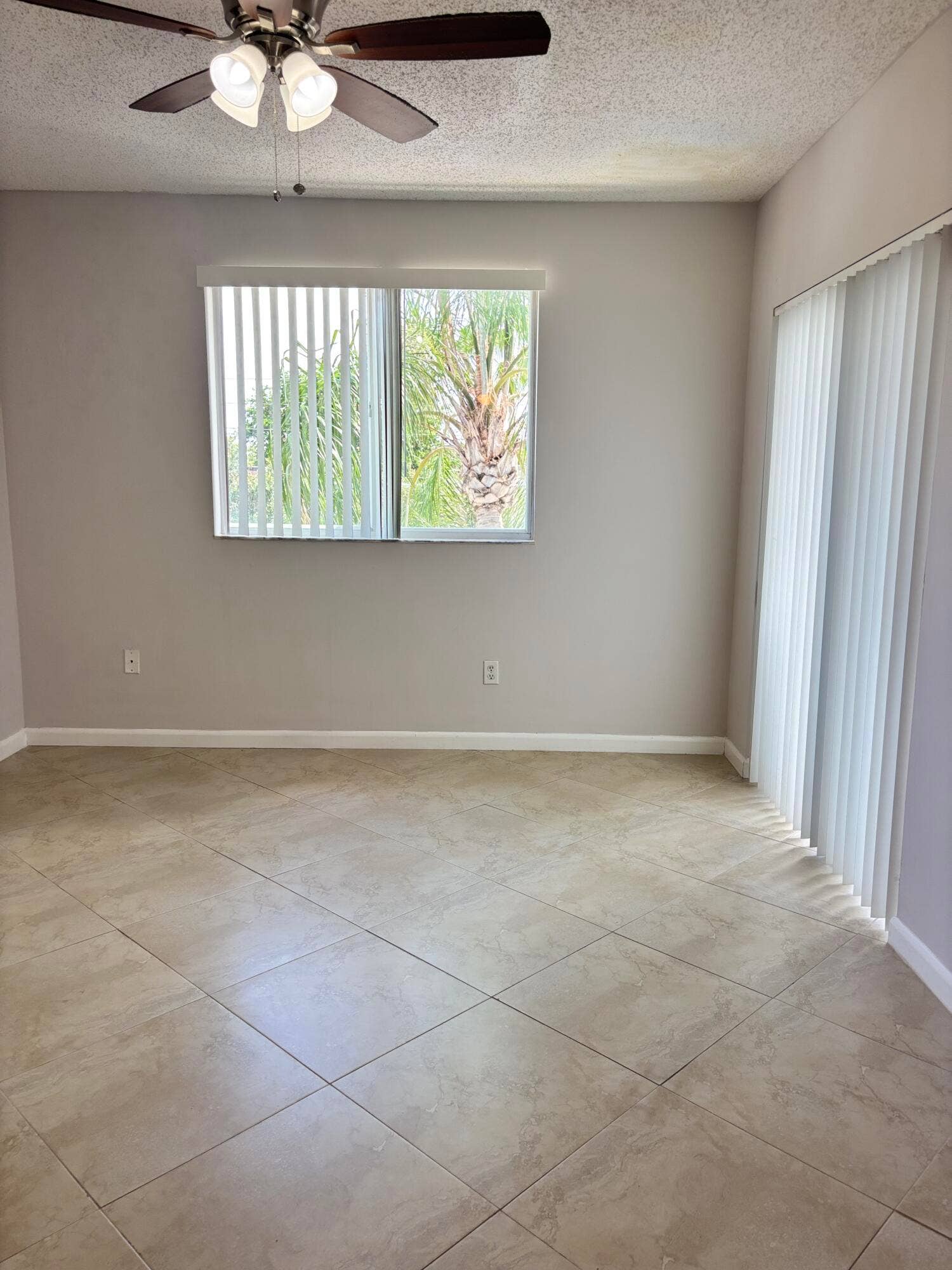 2640 S University Drive, #305, Davie, FL 33328 IMG_7233