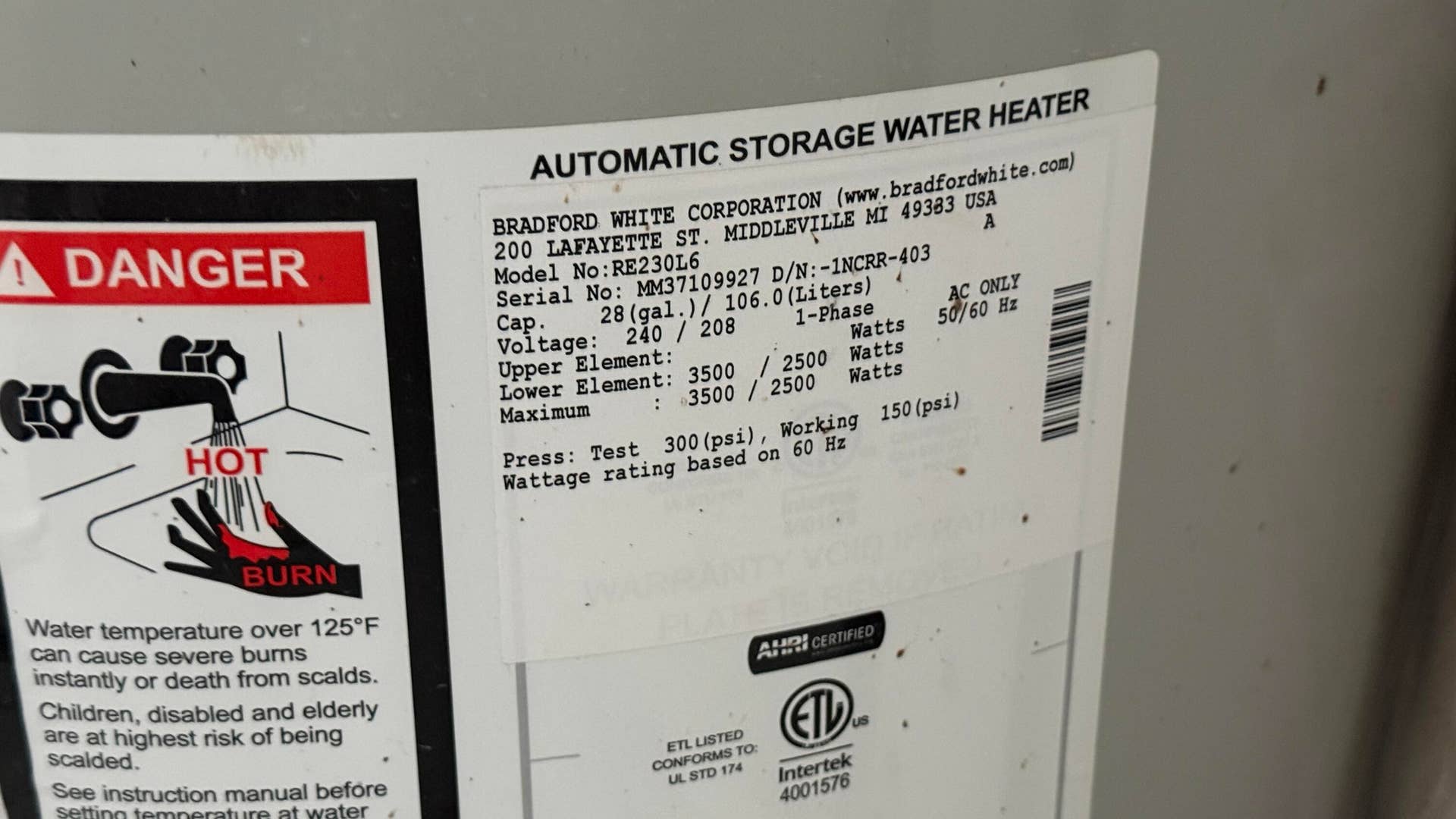 4058 HARWOOD E, Deerfield Beach, FL 33442 Hot Water Heater
