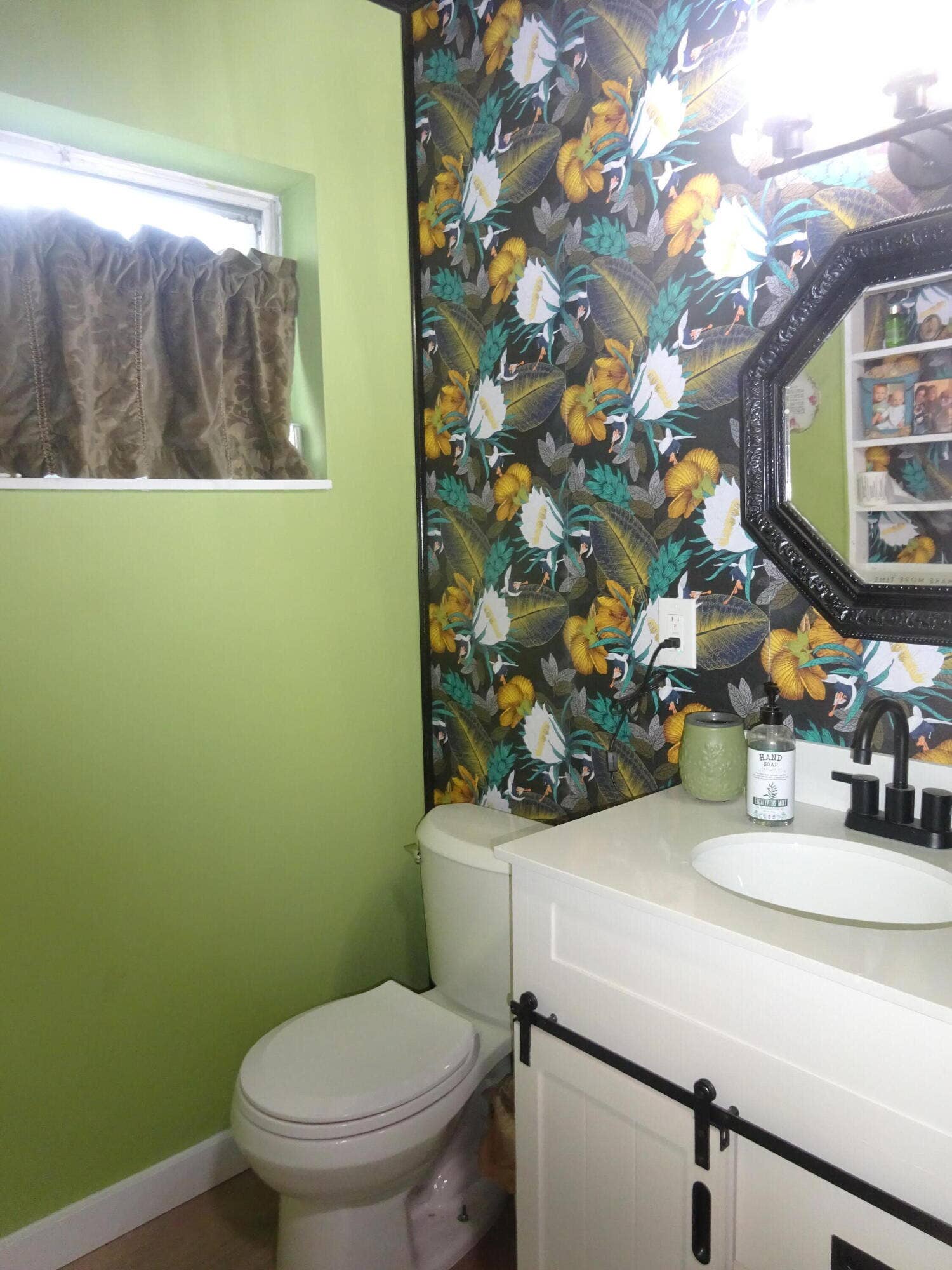 2864 CROSLEY Drive E, #A, West Palm Beach, West Palm Beach, FL 33415 DSC05289