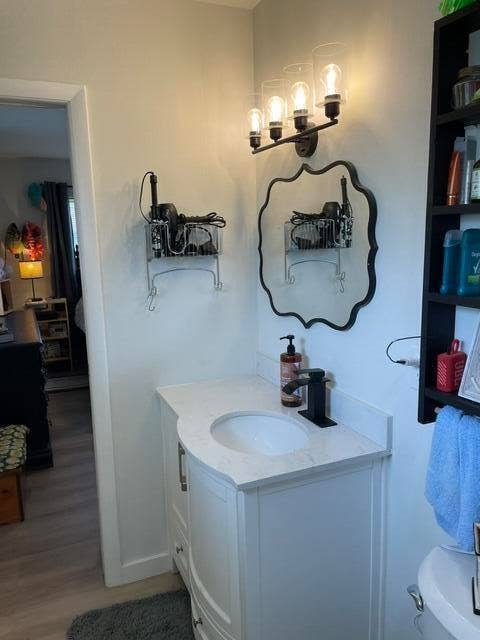 2864 CROSLEY Drive E, #A, West Palm Beach, West Palm Beach, FL 33415 Bathrrom vanity