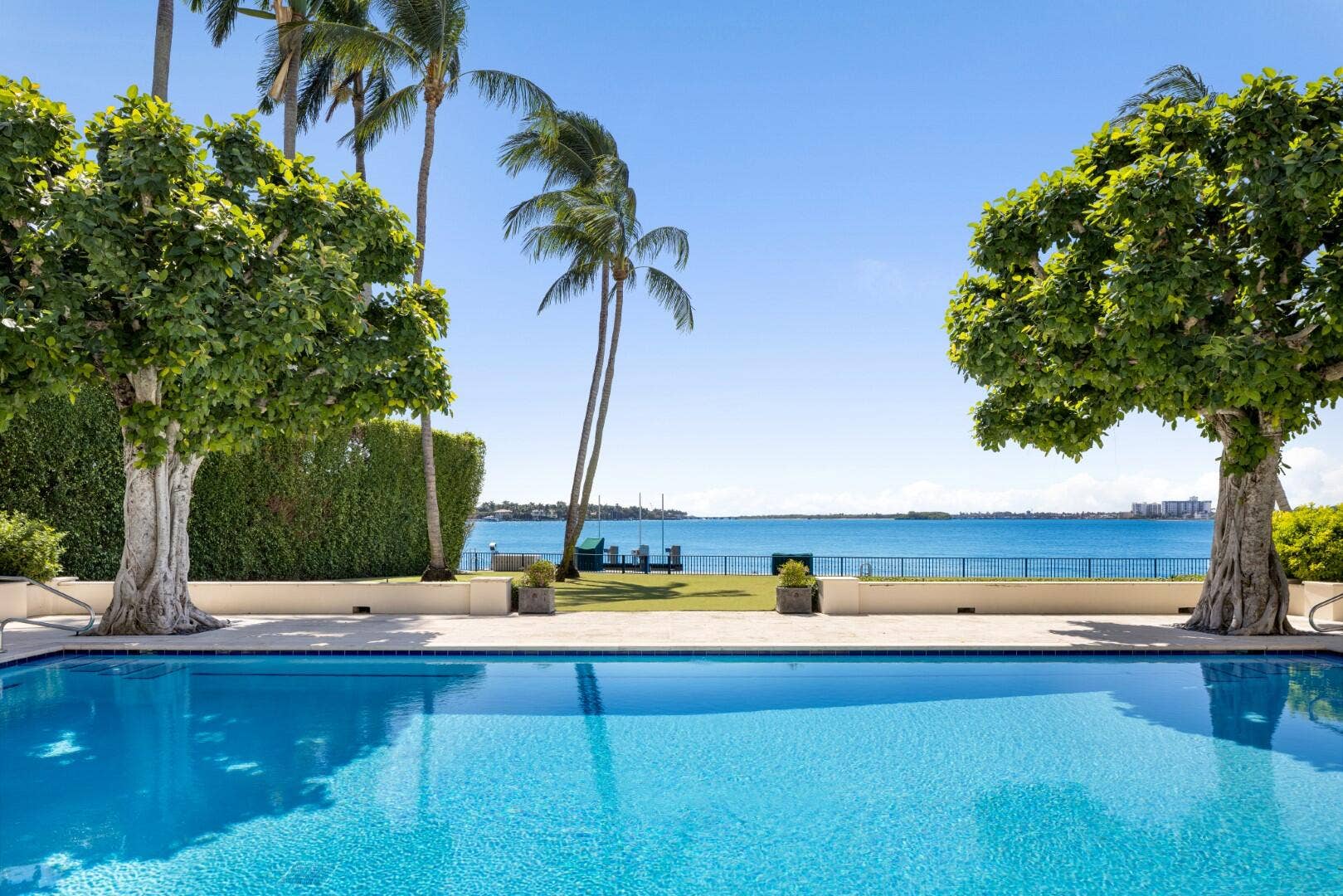 320 El Vedado Road, Palm Beach, FL 33480 Oversized Swimming Pool