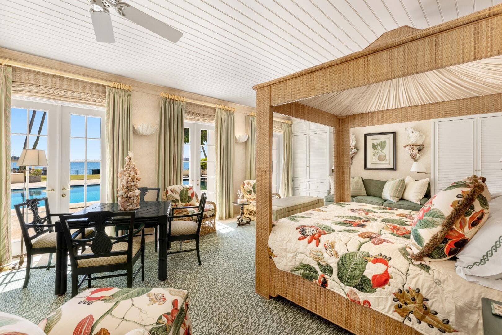 320 El Vedado Road, Palm Beach, FL 33480 Cabana Room