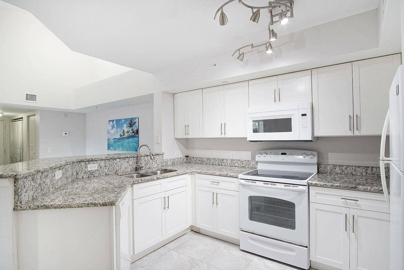 4041 SAN MARINO Boulevard, #307, West Palm Beach, FL 33409 SvpesBVU