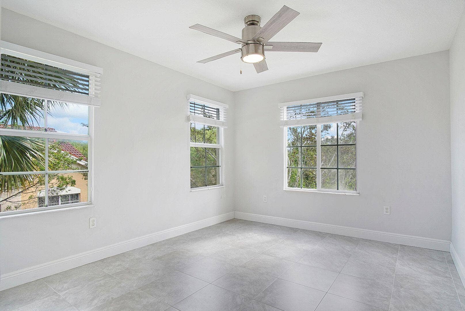 4041 SAN MARINO Boulevard, #307, West Palm Beach, FL 33409 jPMh-7i4