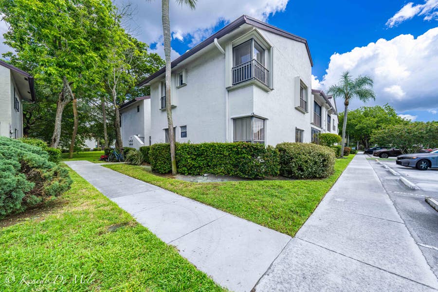 Property photo for 3127 Cocoplum Circle, Coconut Creek, FL