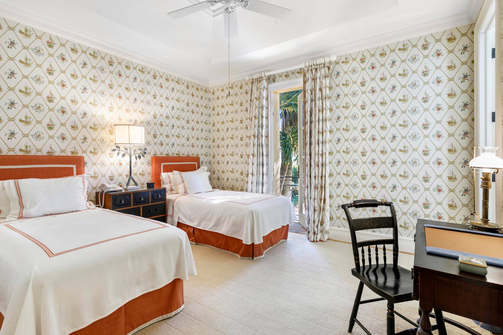 223 Coral Lane, Palm Beach, FL 33480 223_Coral_09