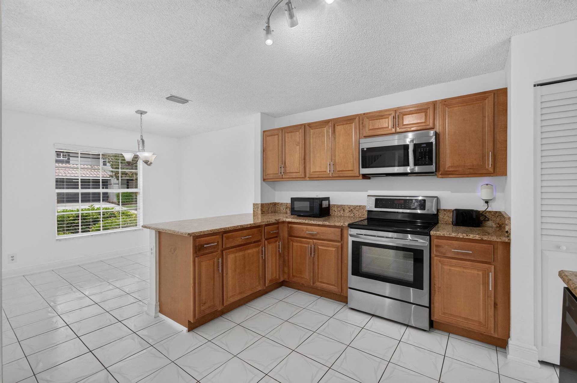 10621 Wheelhouse Circle, Boca Raton, FL 33428 23-web-or-mls-DSC_1539