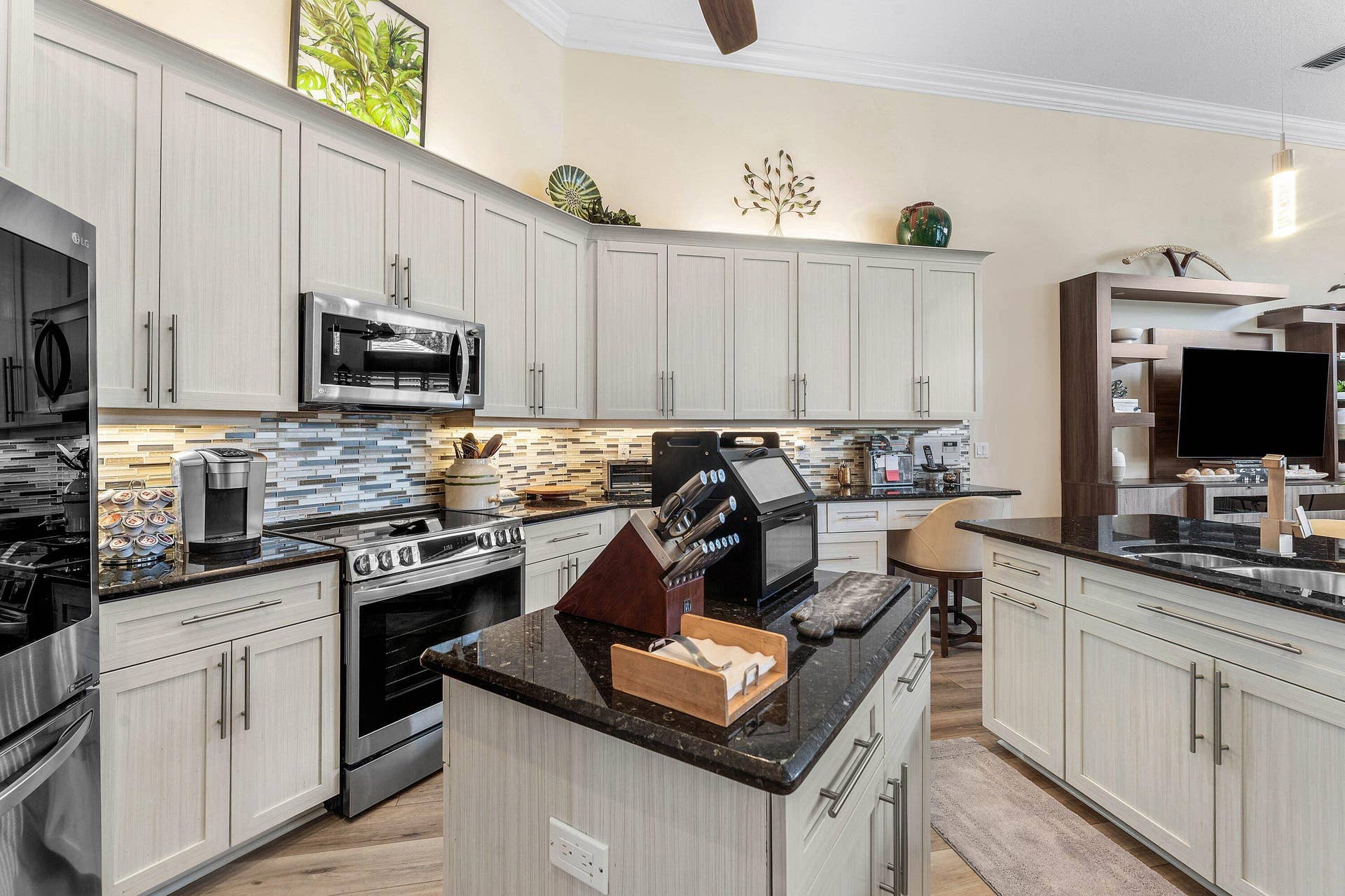 19047 SE Loxahatchee River Road, Jupiter, FL 33458 019-19047SoutheastLoxahatcheeRiverRoad-J