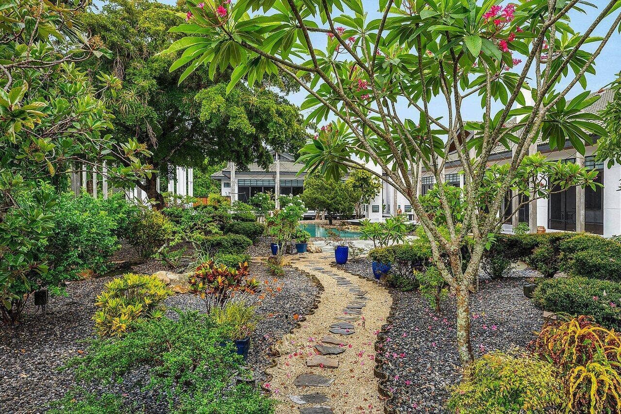 8549 SURREY Lane, Boca Raton, FL 33496 013-8549SurreyLane-BocaRaton-FL-33496-SM