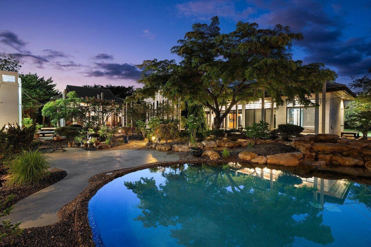 8549 SURREY Lane, Boca Raton, FL 33496 108-8549SurreyLane-BocaRaton-FL-33496-SM
