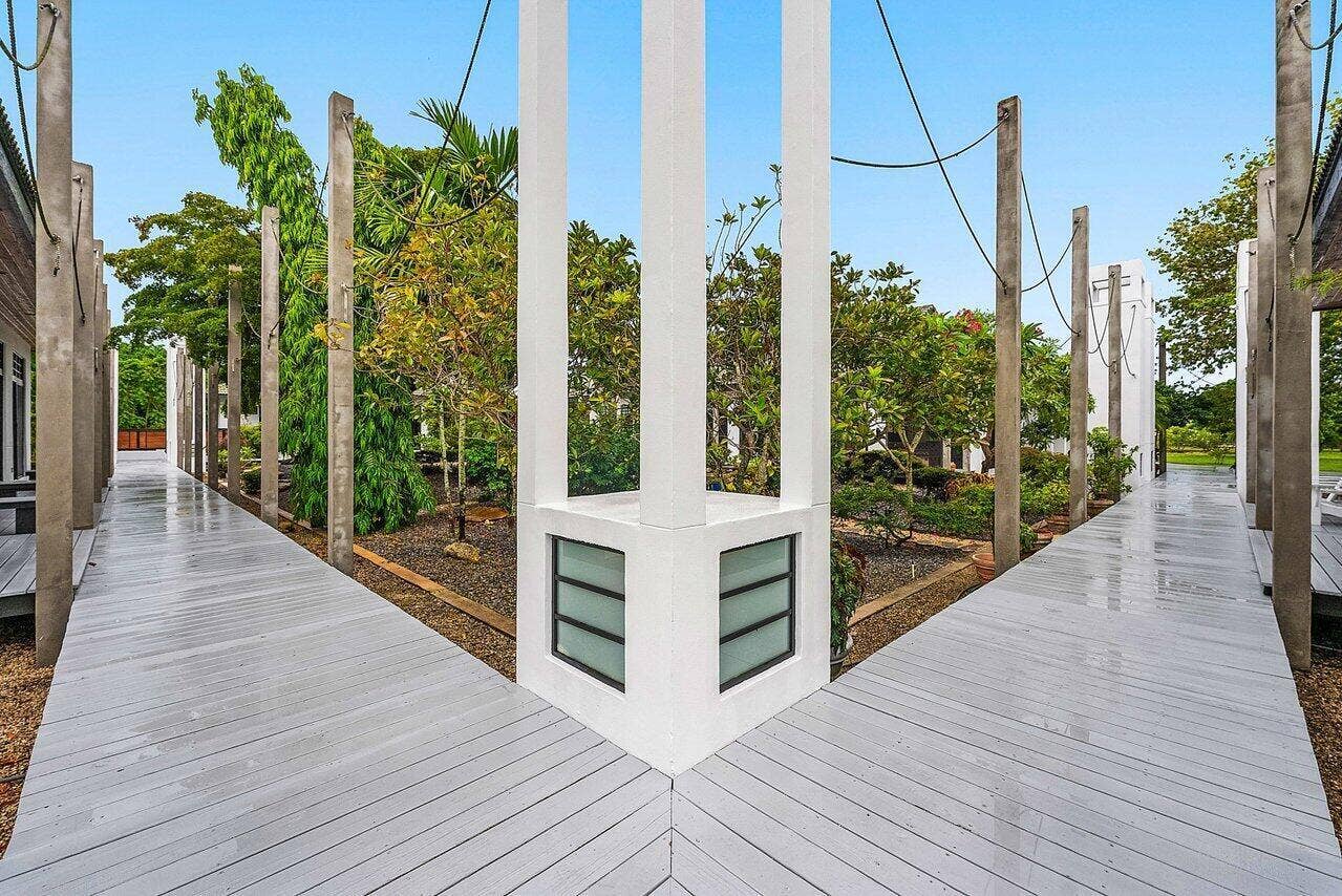 8549 SURREY Lane, Boca Raton, FL 33496 064-8549SurreyLane-BocaRaton-FL-33496-SM