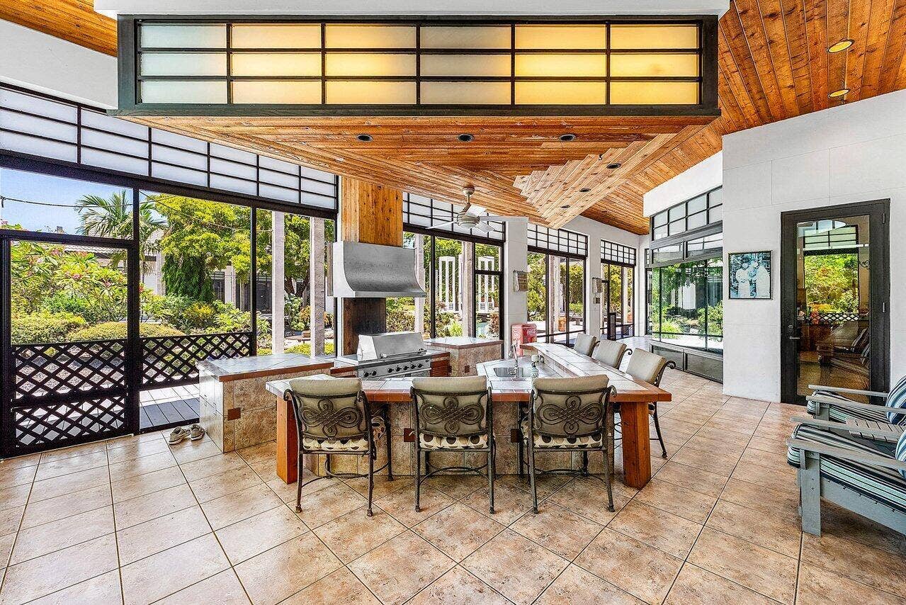 8549 SURREY Lane, Boca Raton, FL 33496 061-8549SurreyLane-BocaRaton-FL-33496-SM