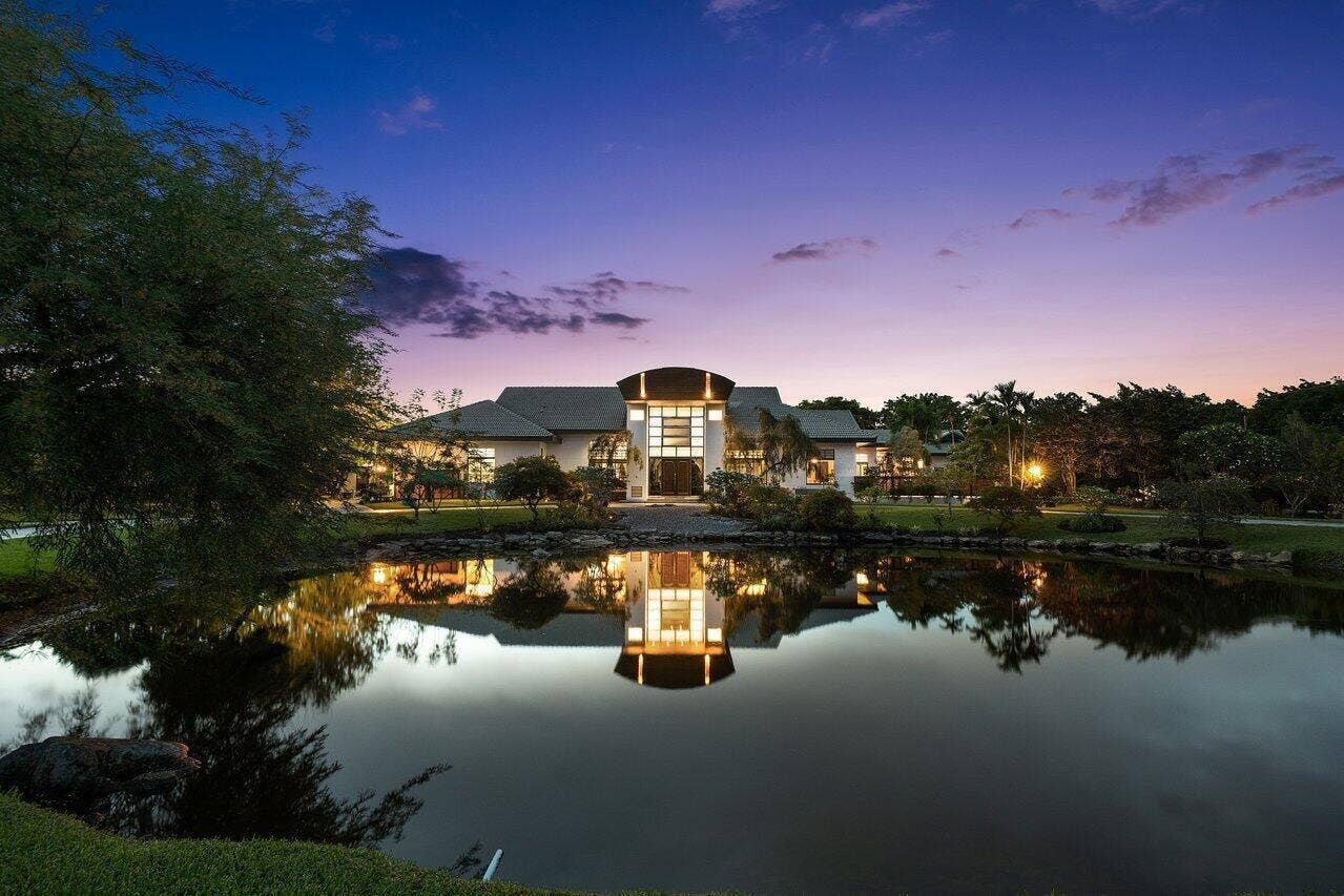 8549 SURREY Lane, Boca Raton, FL 33496 096-8549SurreyLane-BocaRaton-FL-33496-SM