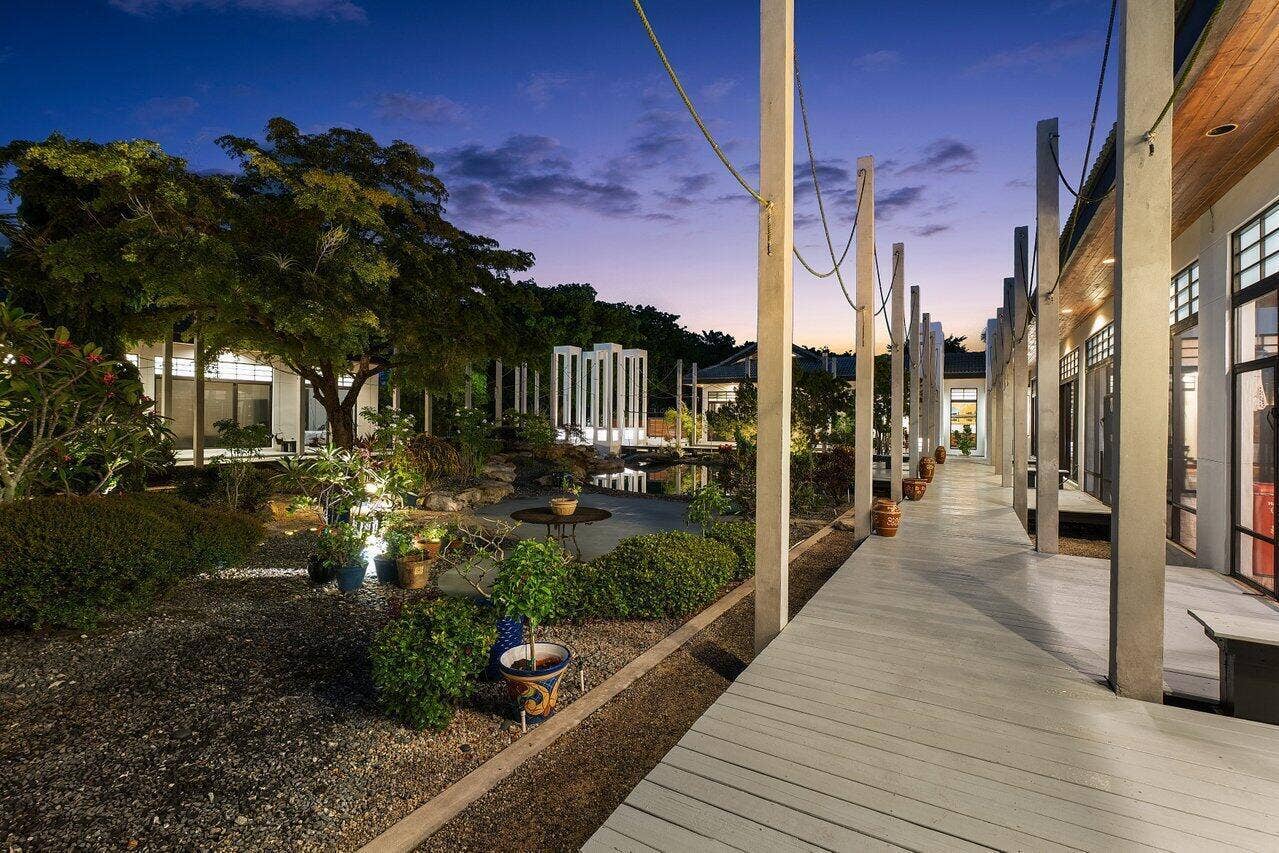 8549 SURREY Lane, Boca Raton, FL 33496 110-8549SurreyLane-BocaRaton-FL-33496-SM
