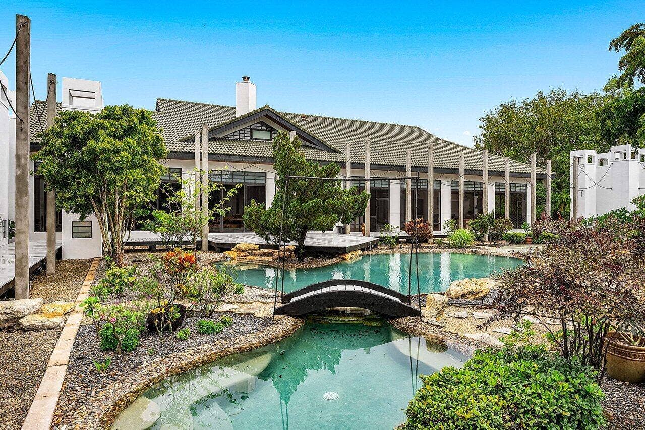 8549 SURREY Lane, Boca Raton, FL 33496 076-8549SurreyLane-BocaRaton-FL-33496-SM