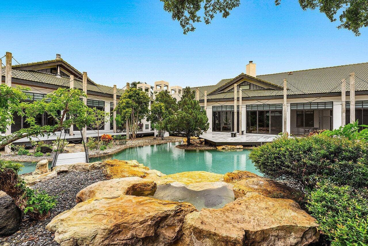 8549 SURREY Lane, Boca Raton, FL 33496 078-8549SurreyLane-BocaRaton-FL-33496-SM