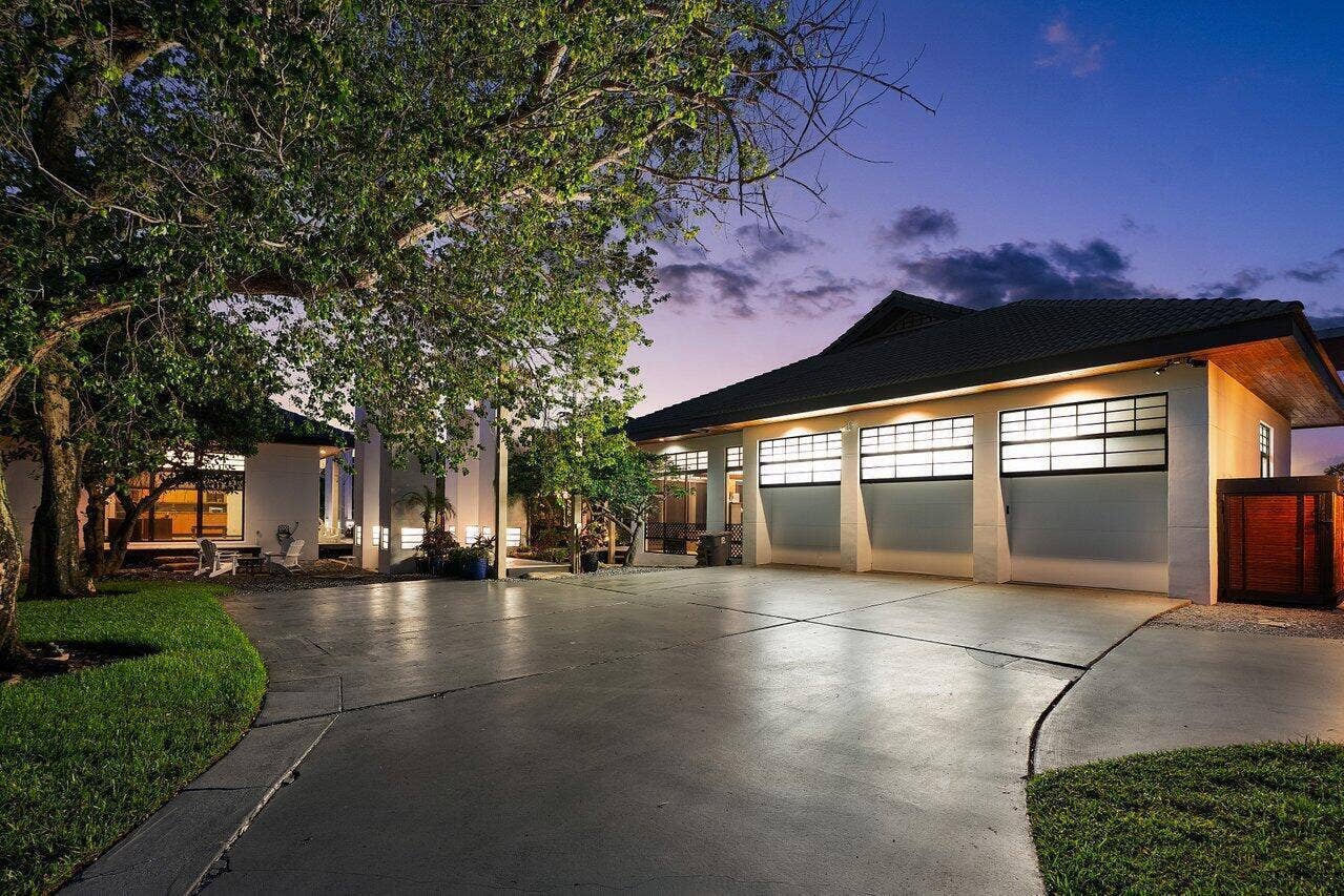 8549 SURREY Lane, Boca Raton, FL 33496 101-8549SurreyLane-BocaRaton-FL-33496-SM