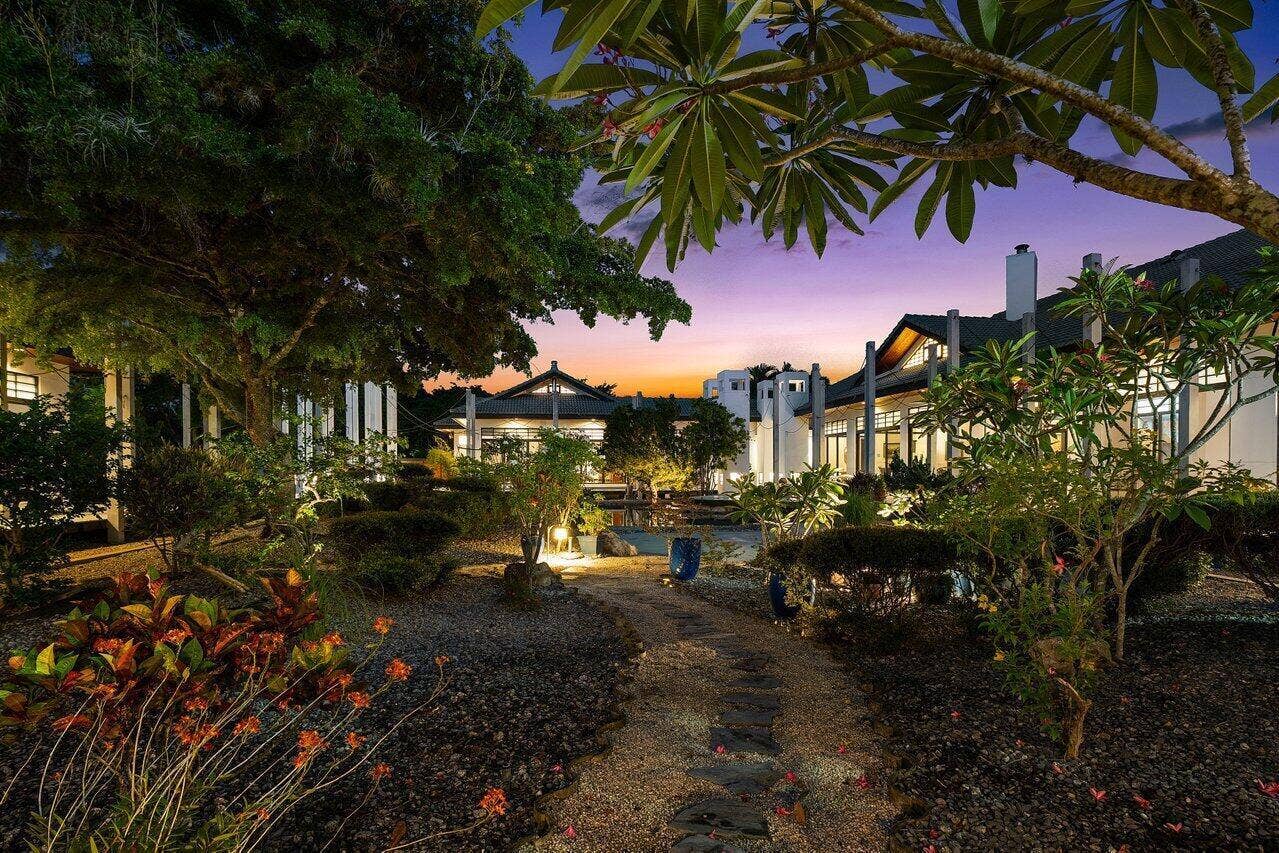 8549 SURREY Lane, Boca Raton, FL 33496 103-8549SurreyLane-BocaRaton-FL-33496-SM
