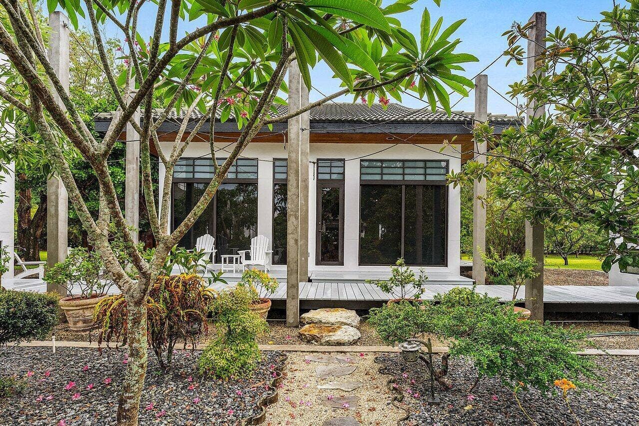 8549 SURREY Lane, Boca Raton, FL 33496 012-8549SurreyLane-BocaRaton-FL-33496-SM