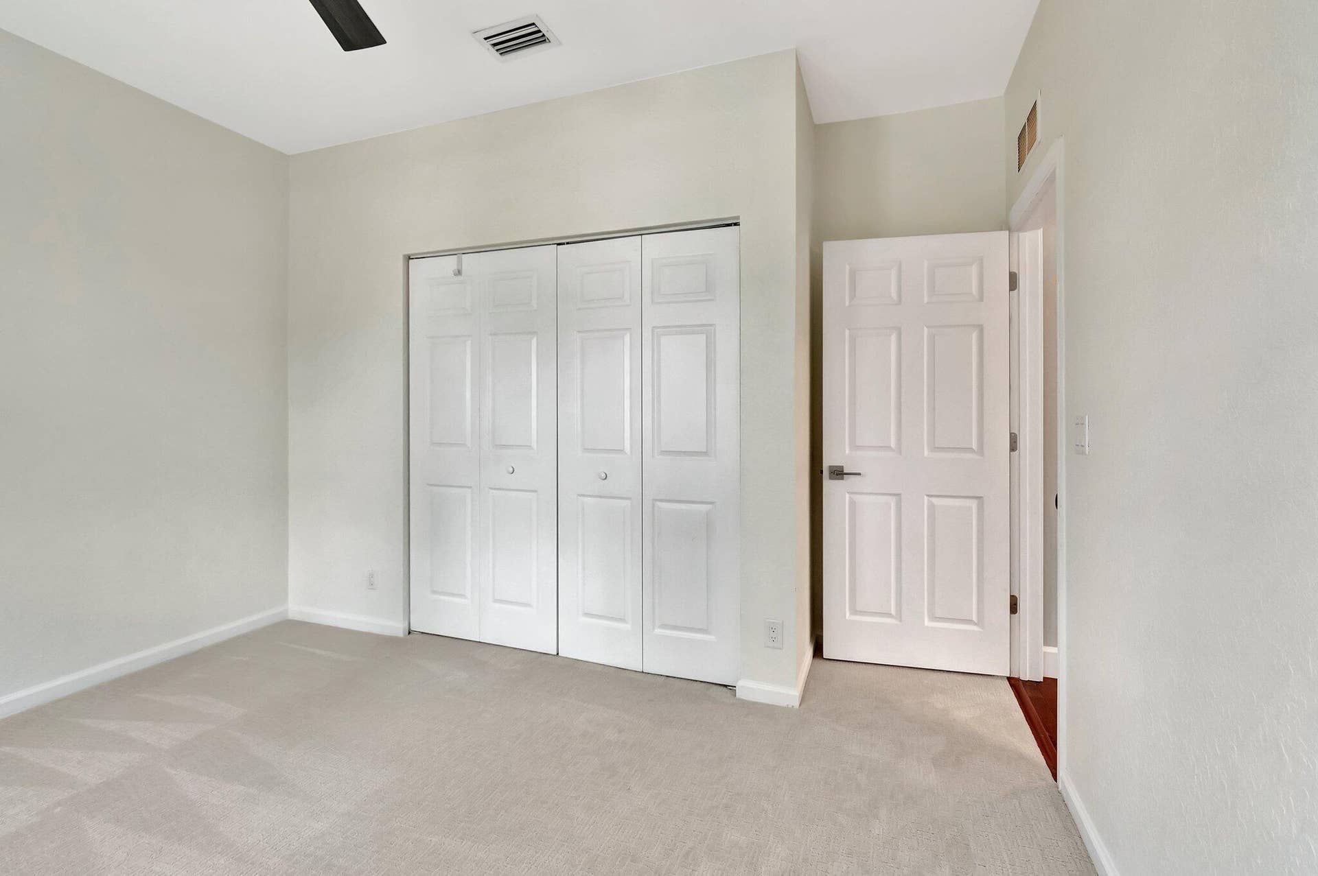 40 COUNTRY LAKE Circle, Boynton Beach, FL 33436 30-web-or-mls-DSC_1112