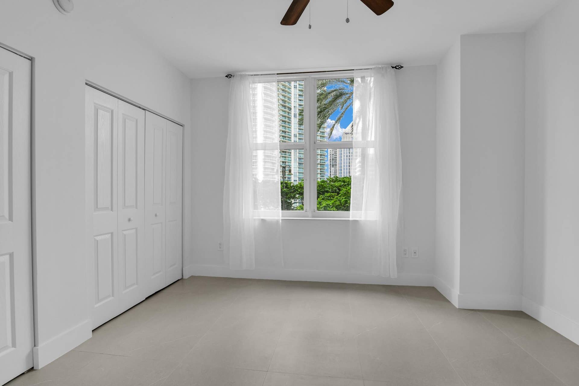 511 SE 5th Avenue, #703, Fort Lauderdale, Fort Lauderdale, FL 33301 Guest Bedroom
