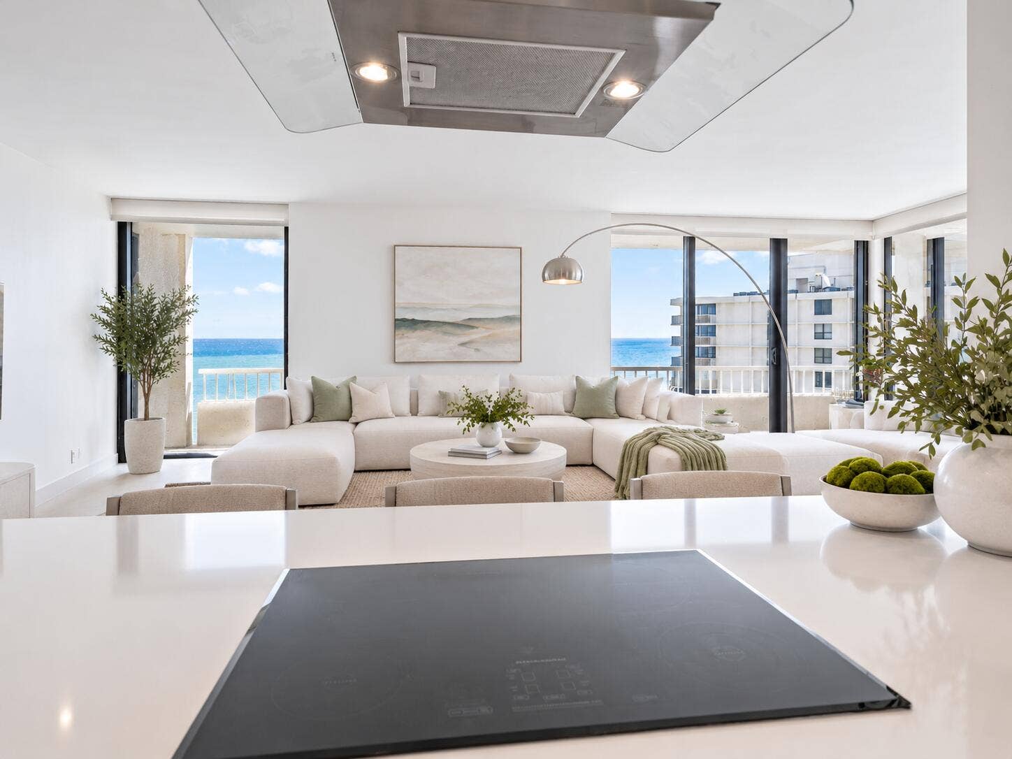 5510 N OCEAN Drive, #11B, Singer Island, FL 33404 Living - Virtually Staged