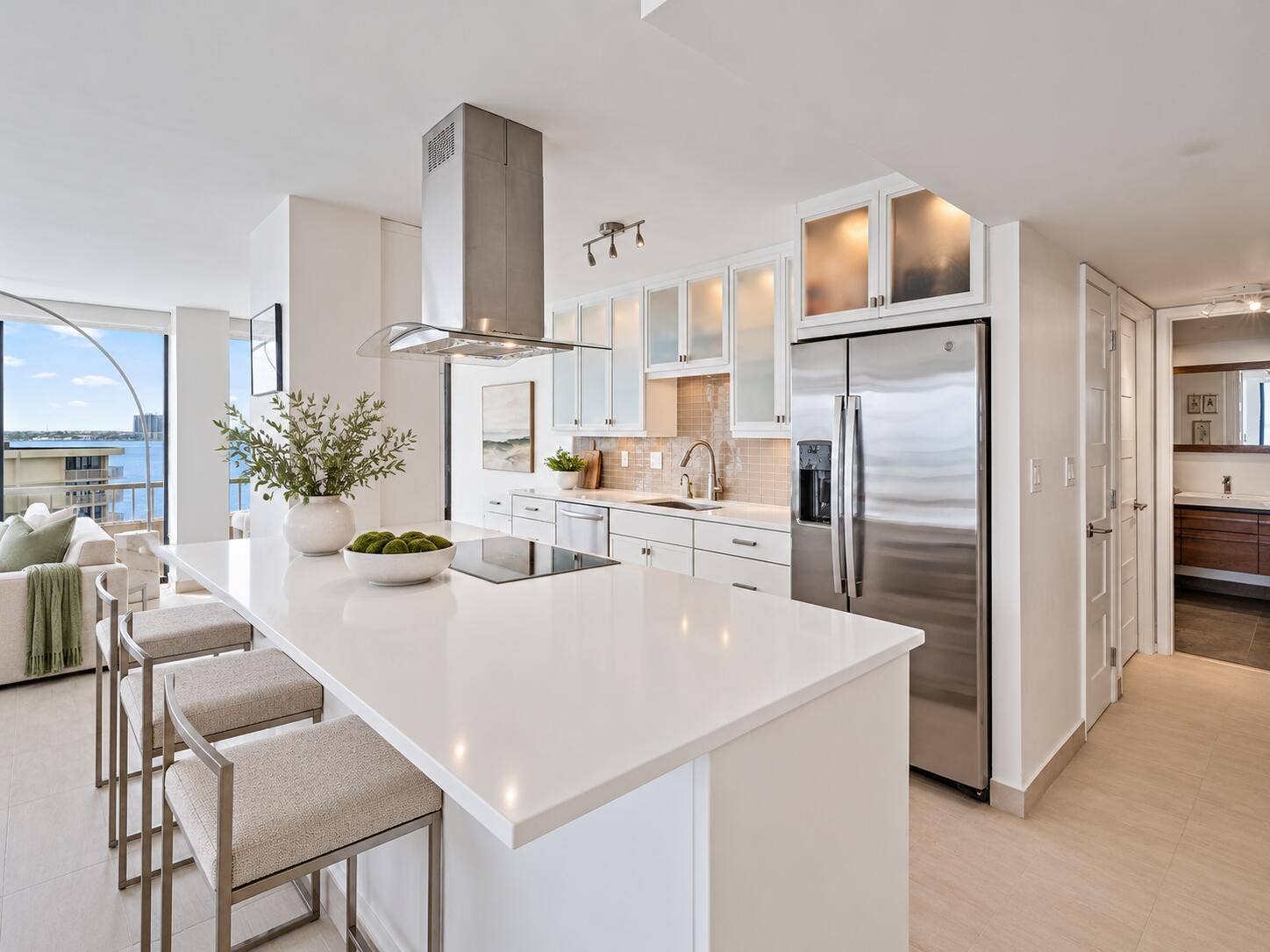 5510 N OCEAN Drive, #11B, Singer Island, FL 33404 Kitchen - Virtually Staged