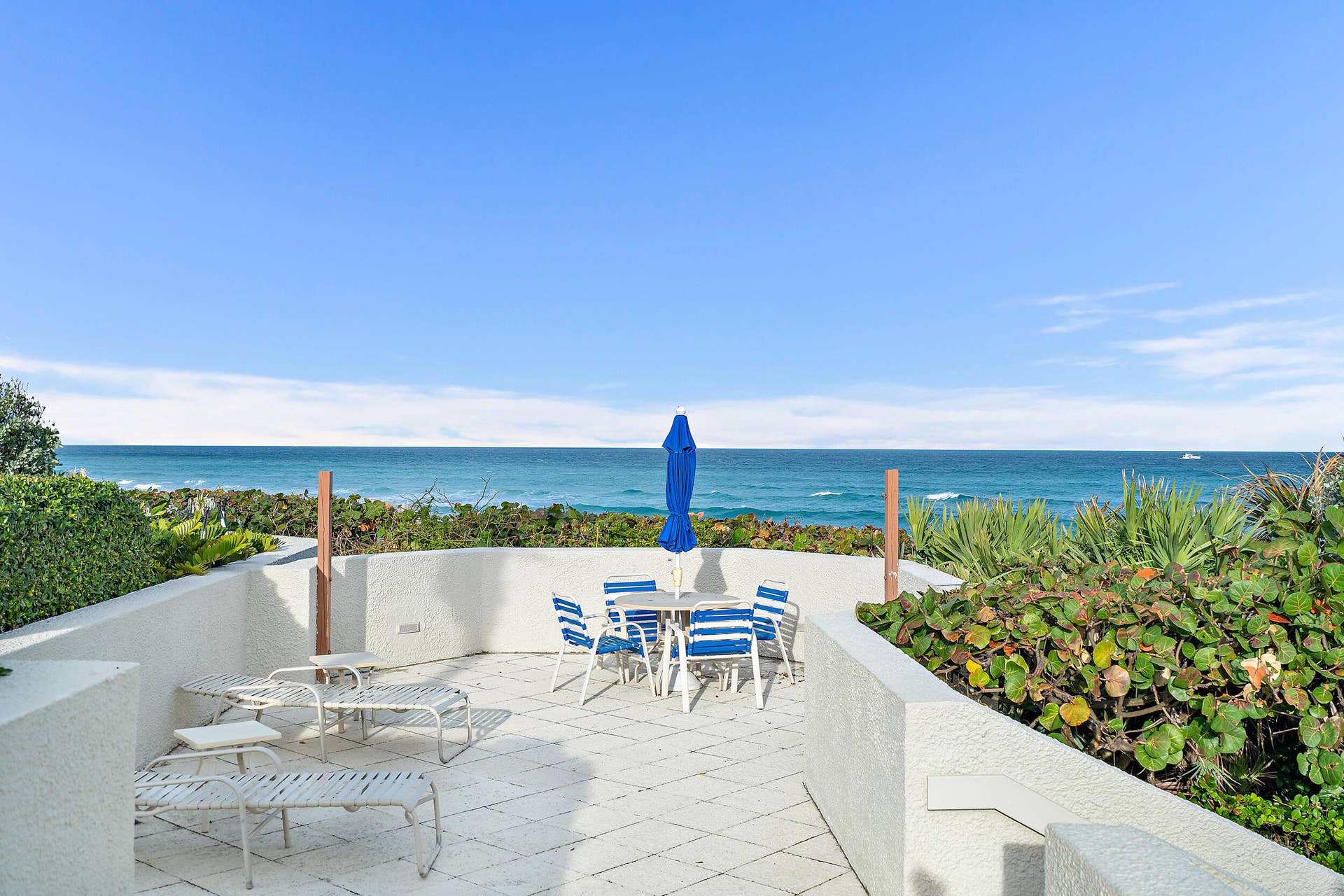 5510 N OCEAN Drive, #11B, Singer Island, FL 33404 Picnic Area