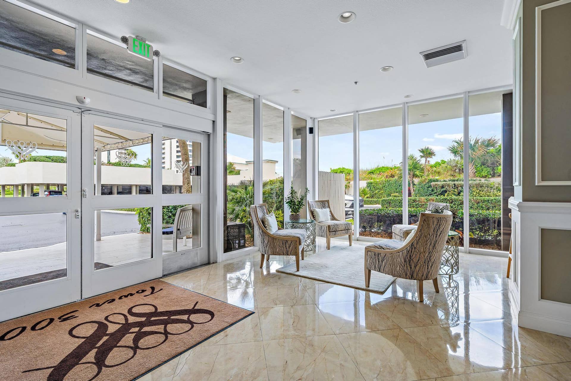 5510 N OCEAN Drive, #11B, Singer Island, FL 33404 Lobby