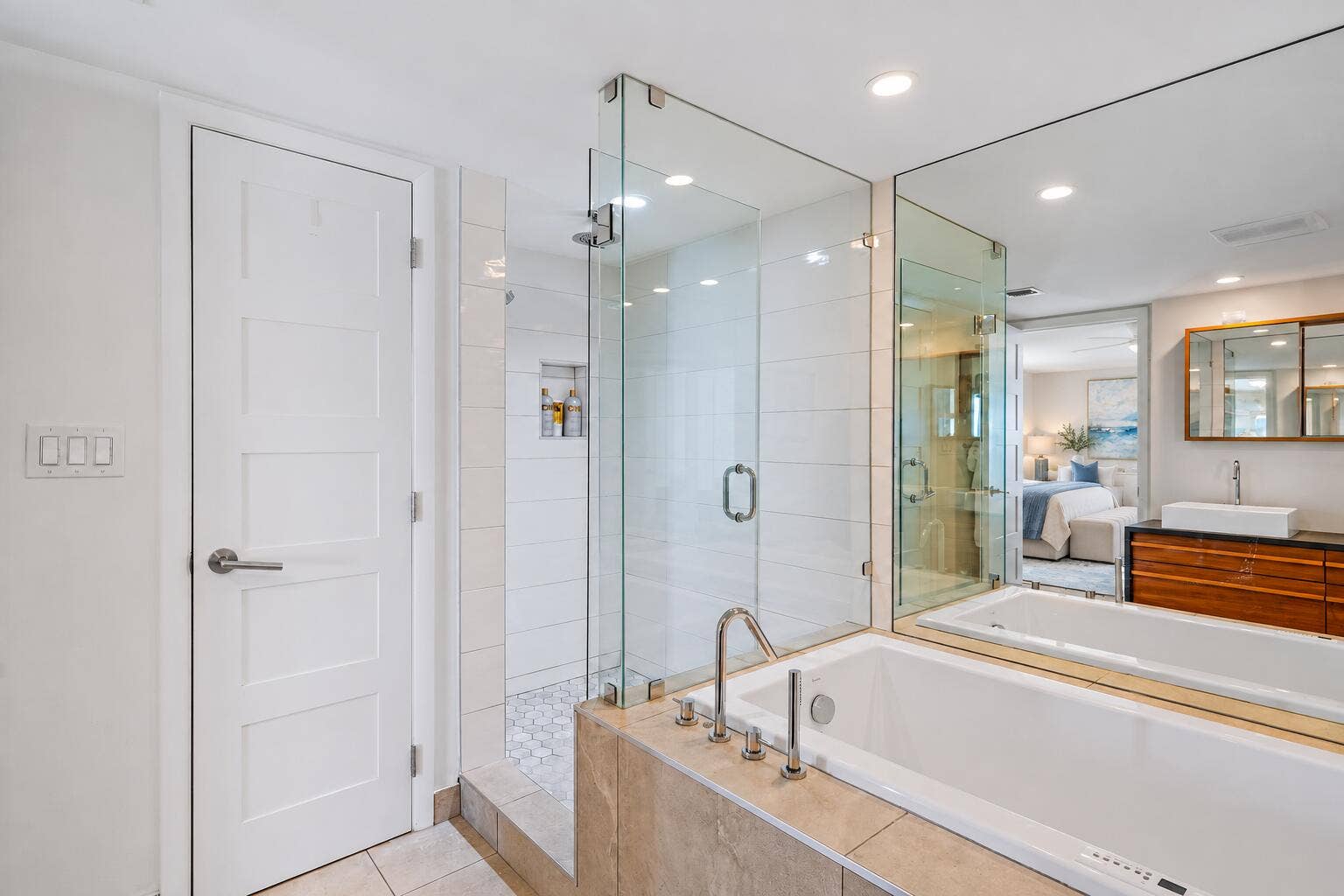 5510 N OCEAN Drive, #11B, Singer Island, FL 33404 Primary Bath