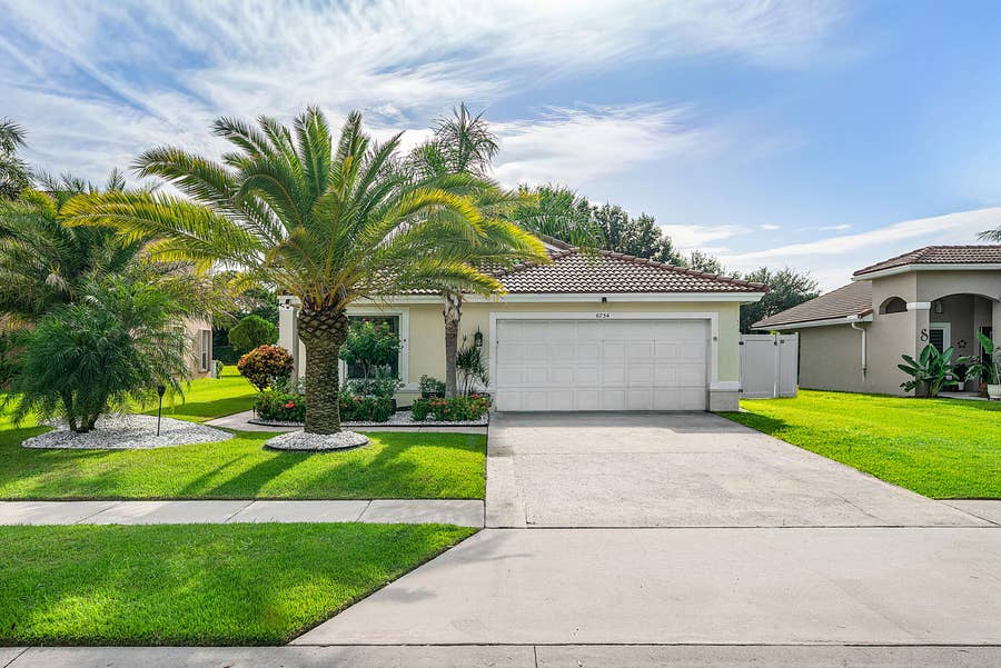 Property photo for 6734 Lake Nona Place, Lake Worth, FL