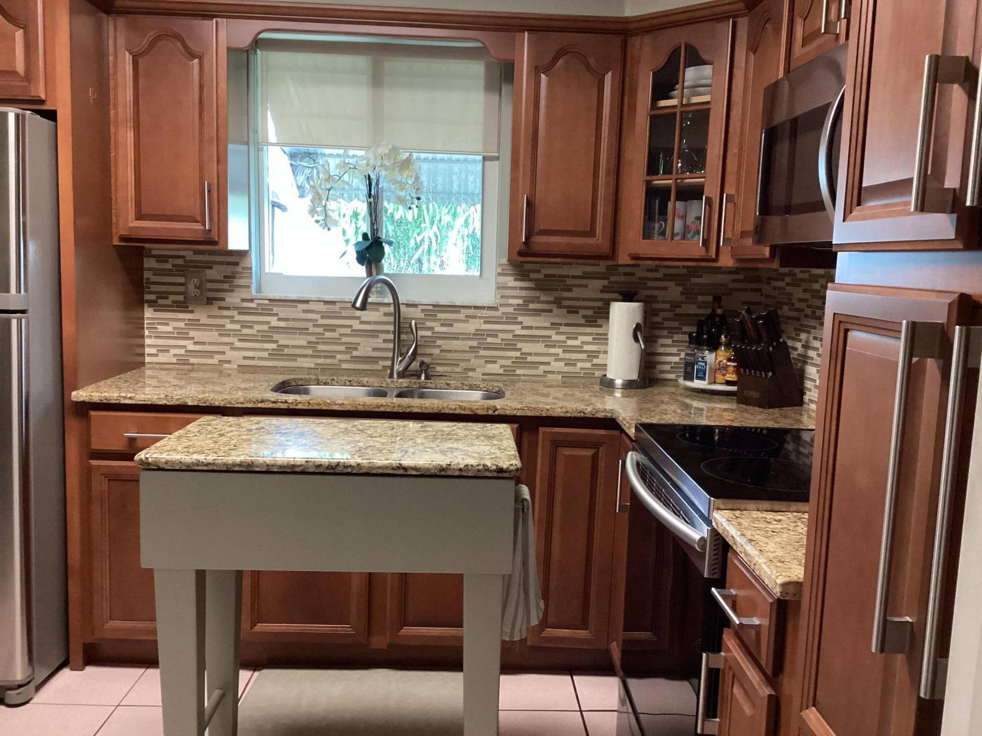 720 SW 69TH Avenue, Pembroke Pines, FL 33023 09