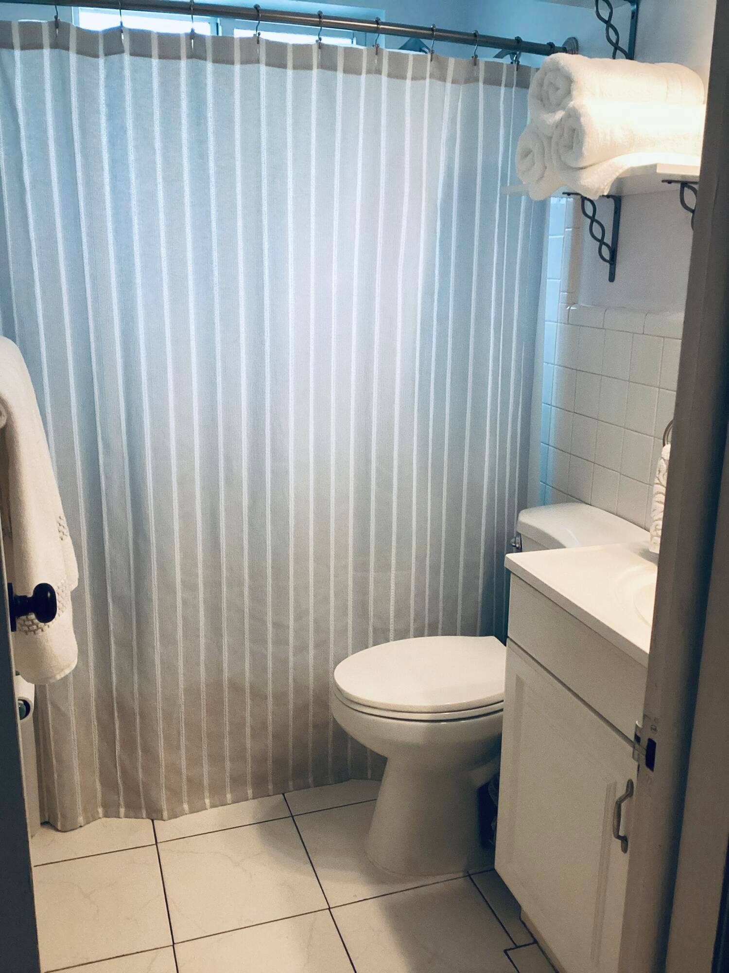 720 SW 69TH Avenue, Pembroke Pines, FL 33023 18