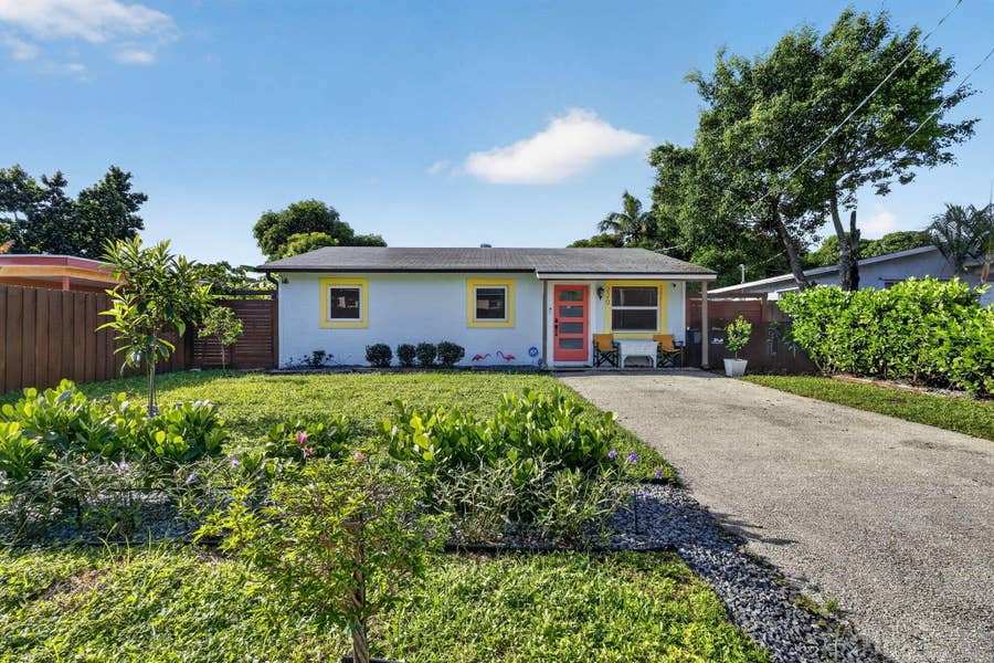 Property photo for 220 Reigle Avenue, Delray Beach, FL