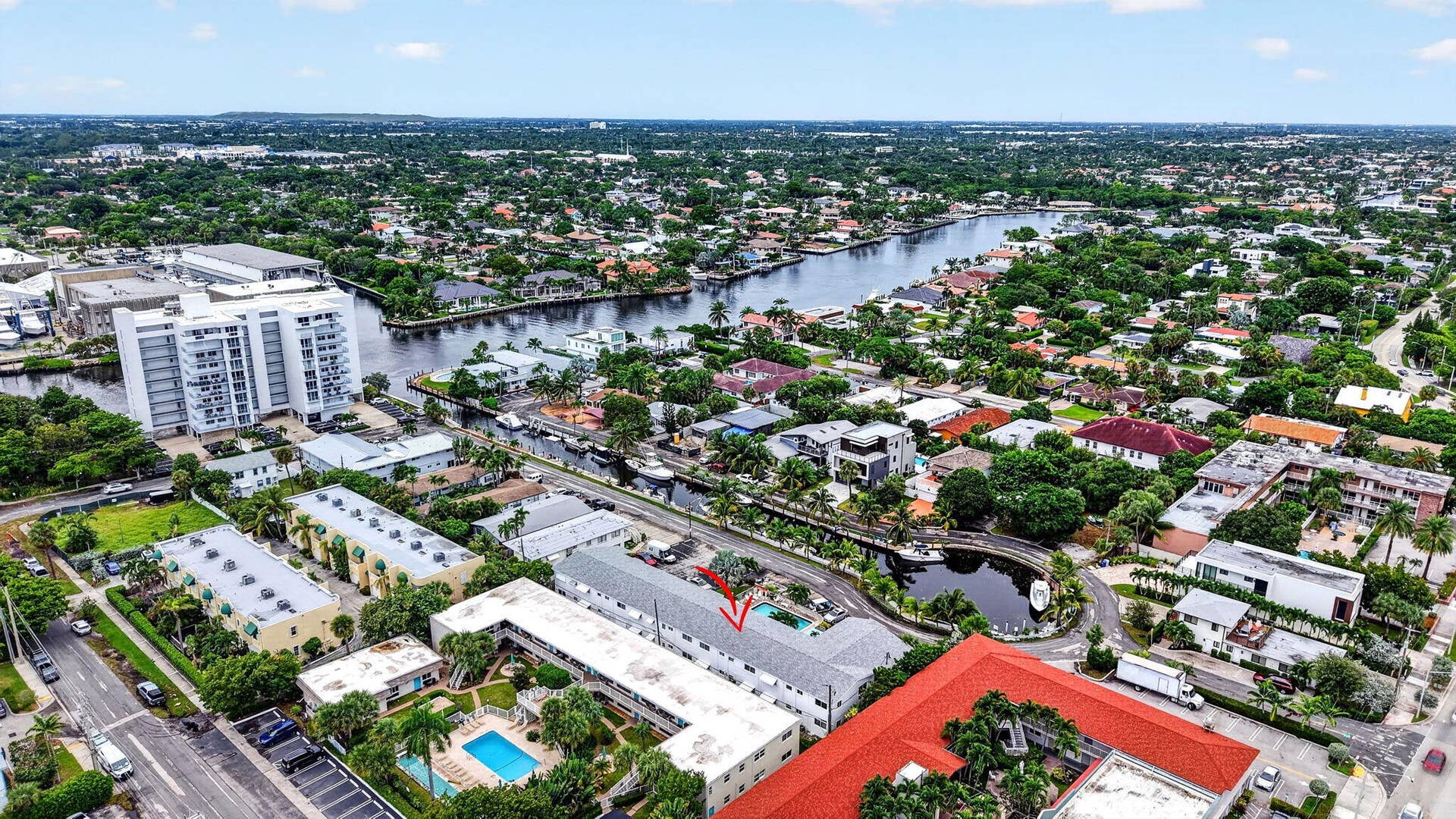 3232 Canal Drive, Pompano Beach, FL 33062 47-web-or-mls-DJI_20260930162306_0254_D