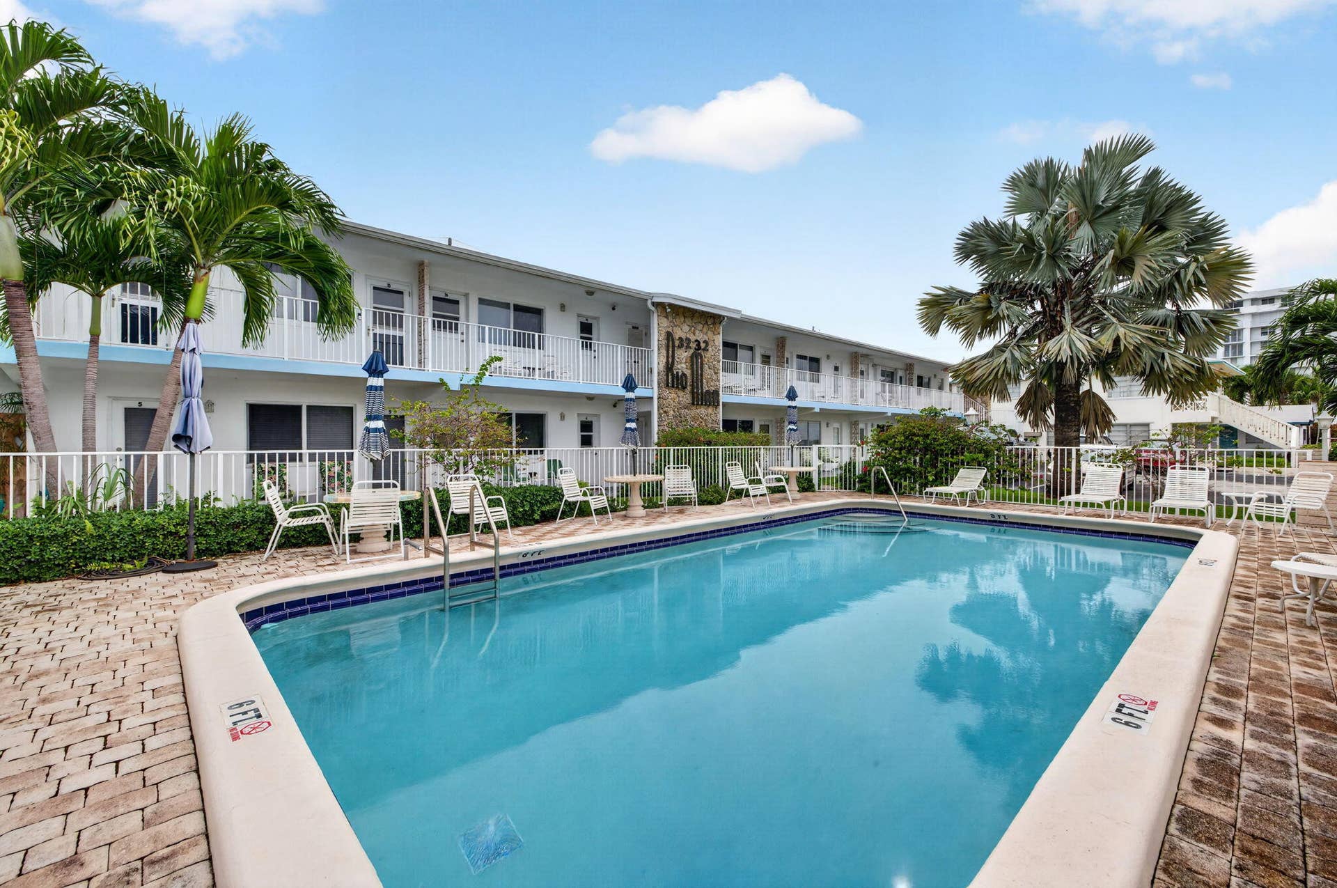 3232 Canal Drive, Pompano Beach, FL 33062 33-web-or-mls-699A6341