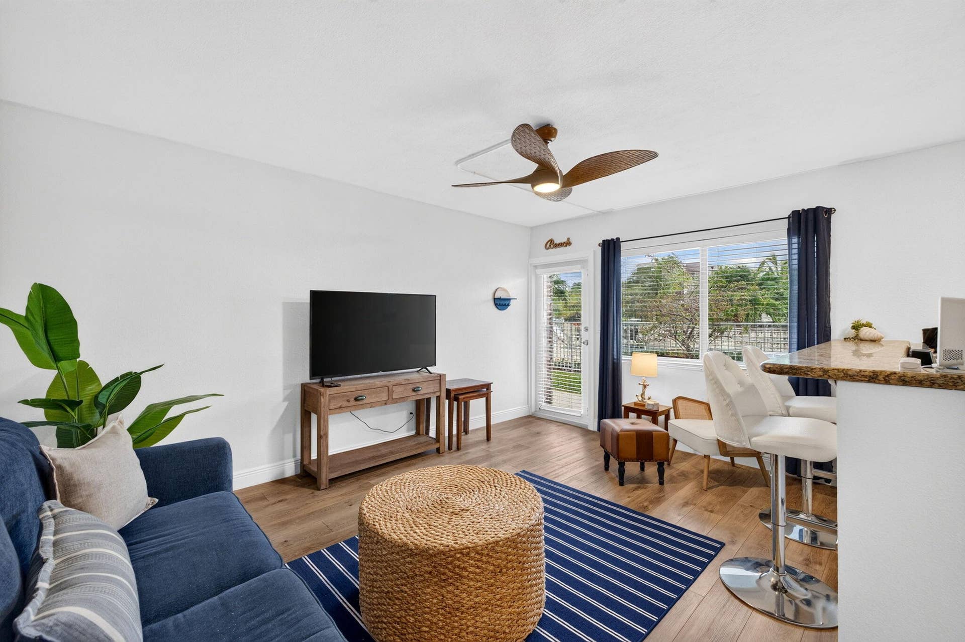 3232 Canal Drive, Pompano Beach, FL 33062 13-web-or-mls-699A6106