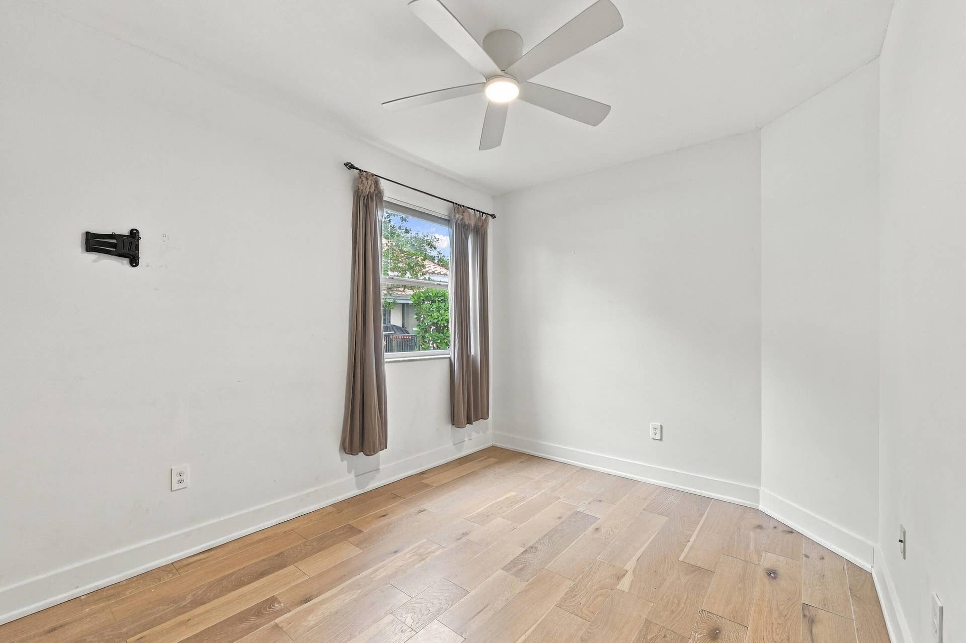 7505 NW 65TH Lane, Parkland, Parkland, FL 33067 26_stl_8035